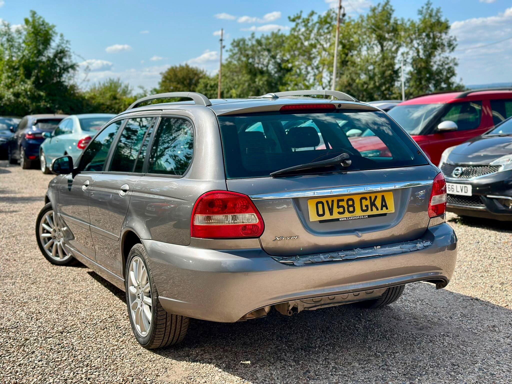 Jaguar X-Type view 11