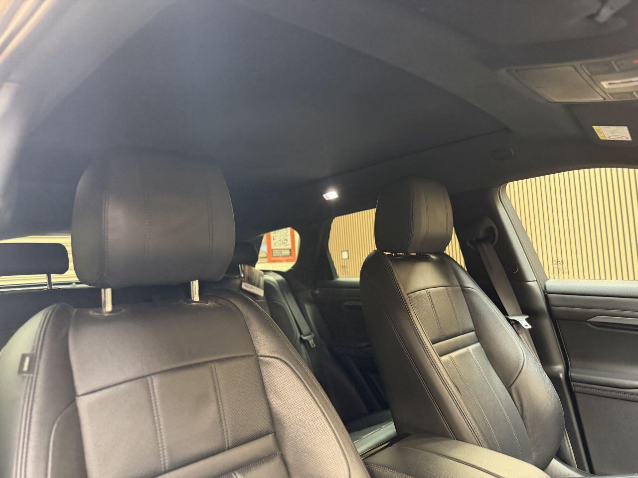 Land Rover Range Rover Evoque view 34