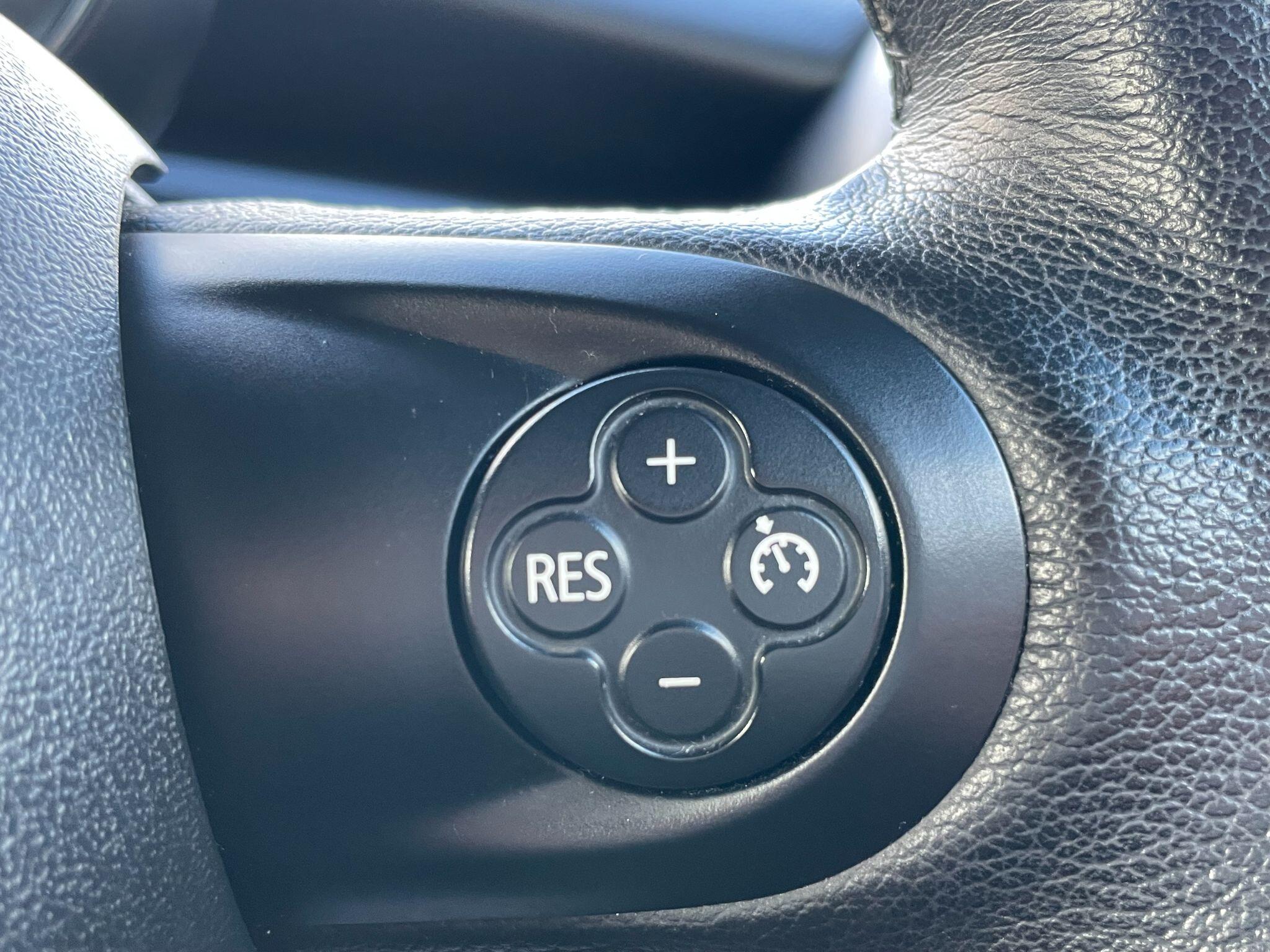 Mini Coupe view 30