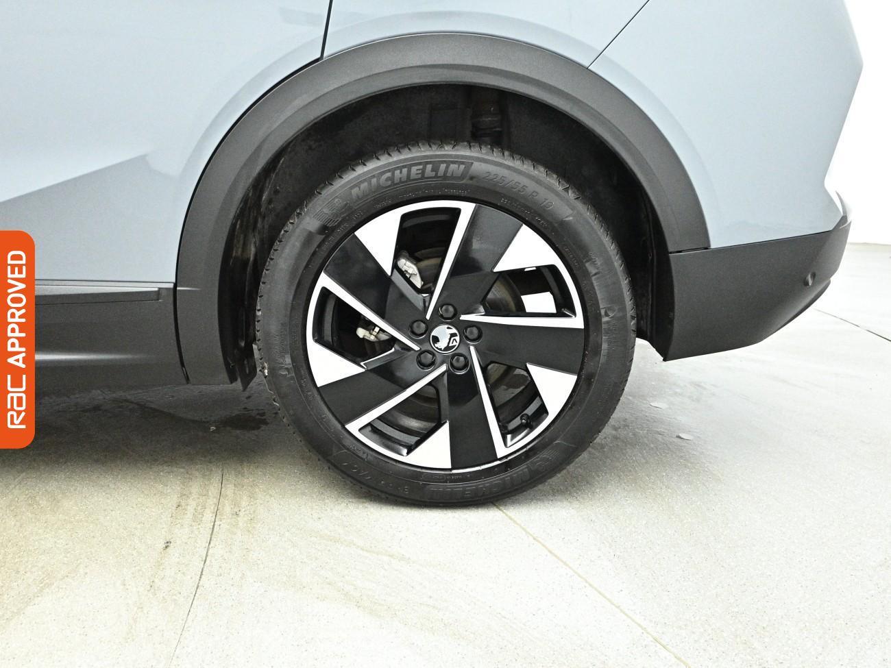 Vauxhall Grandland view 28