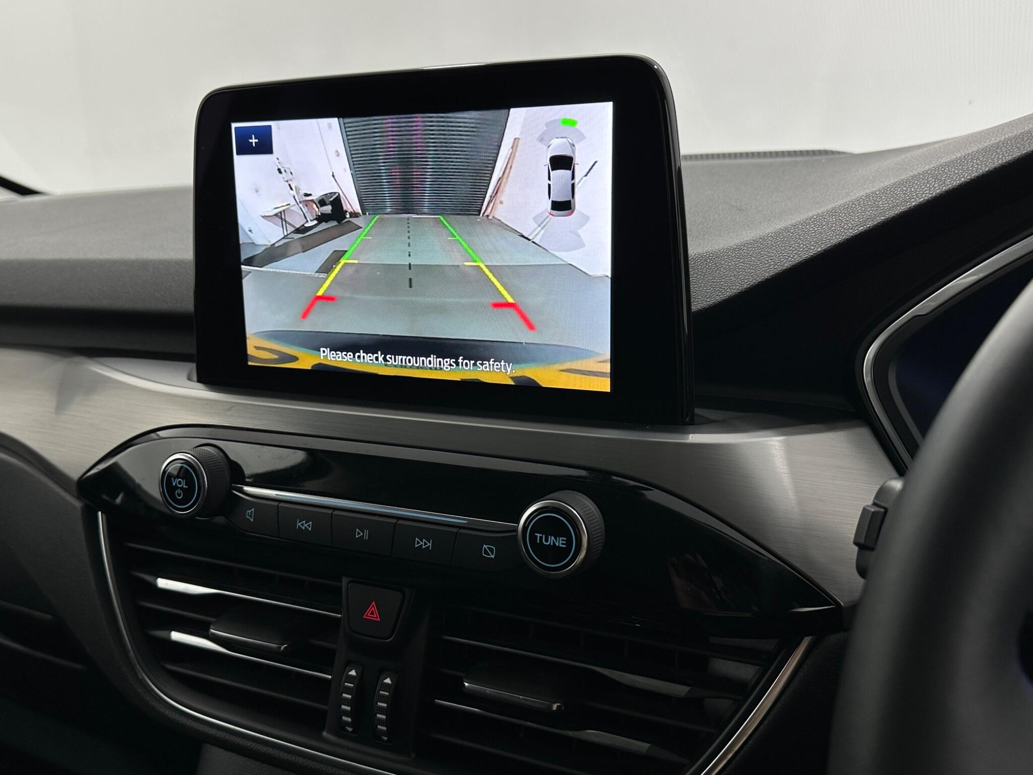 Ford Kuga view 24