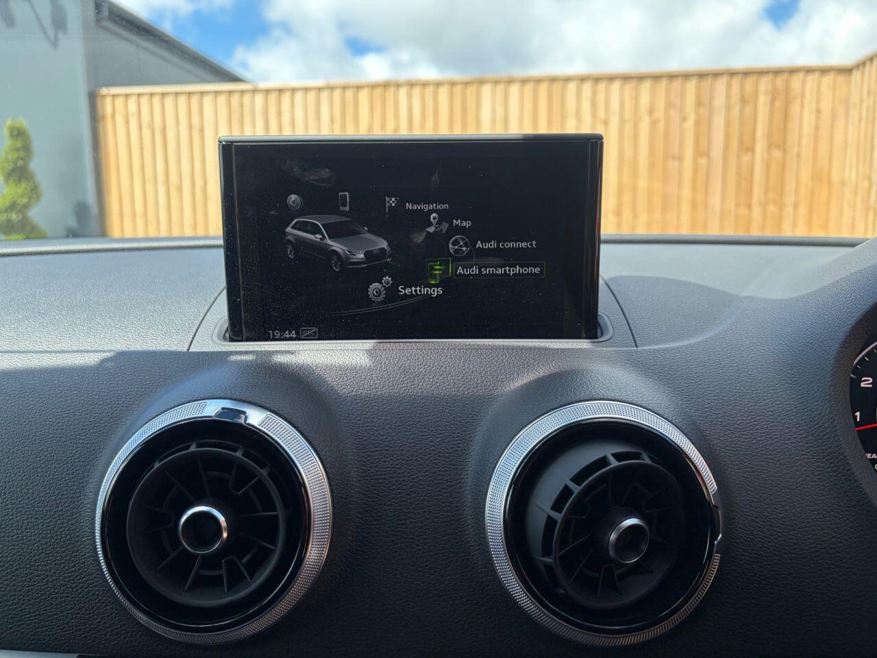 Audi A3 view 25