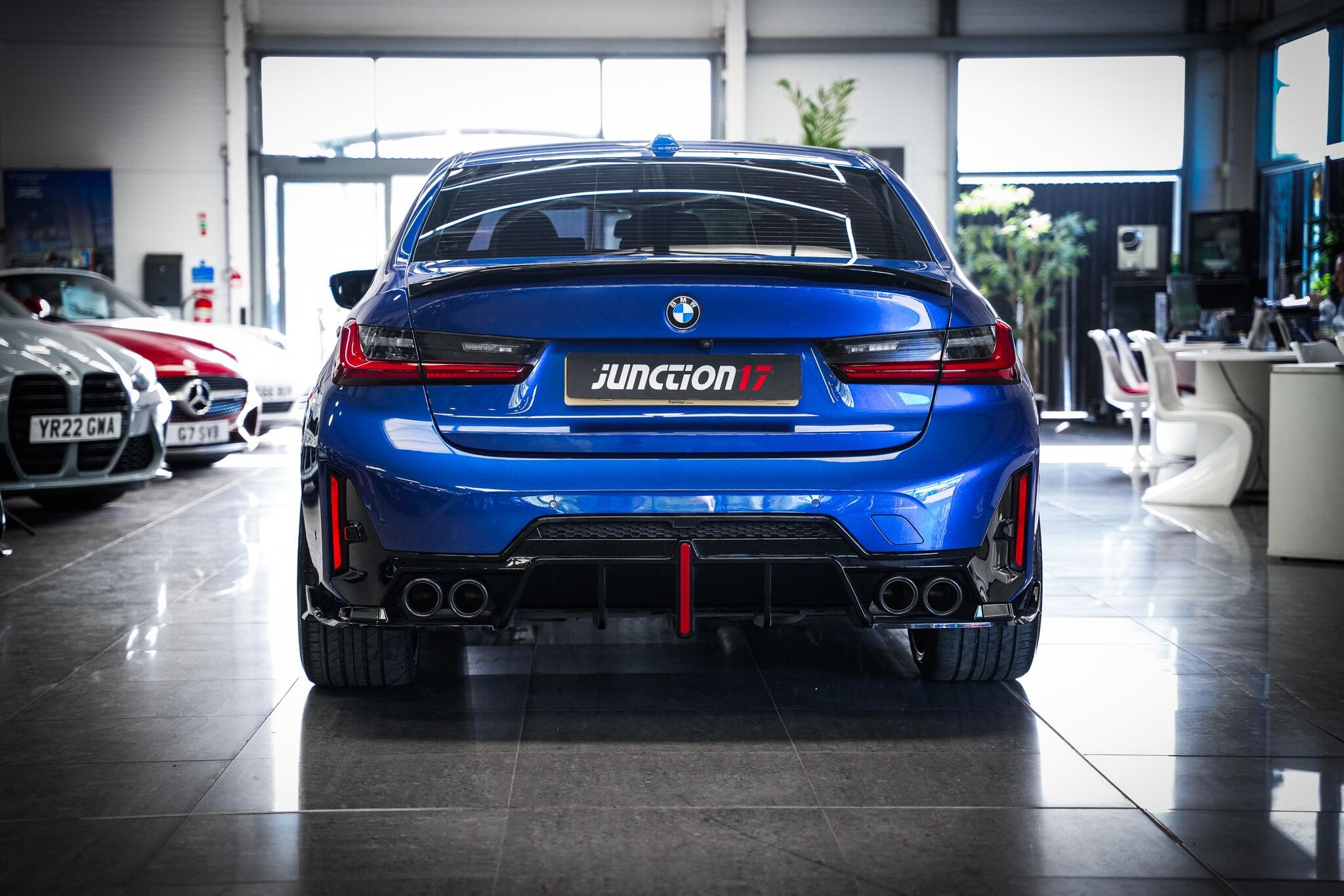 BMW 3 Series view 14