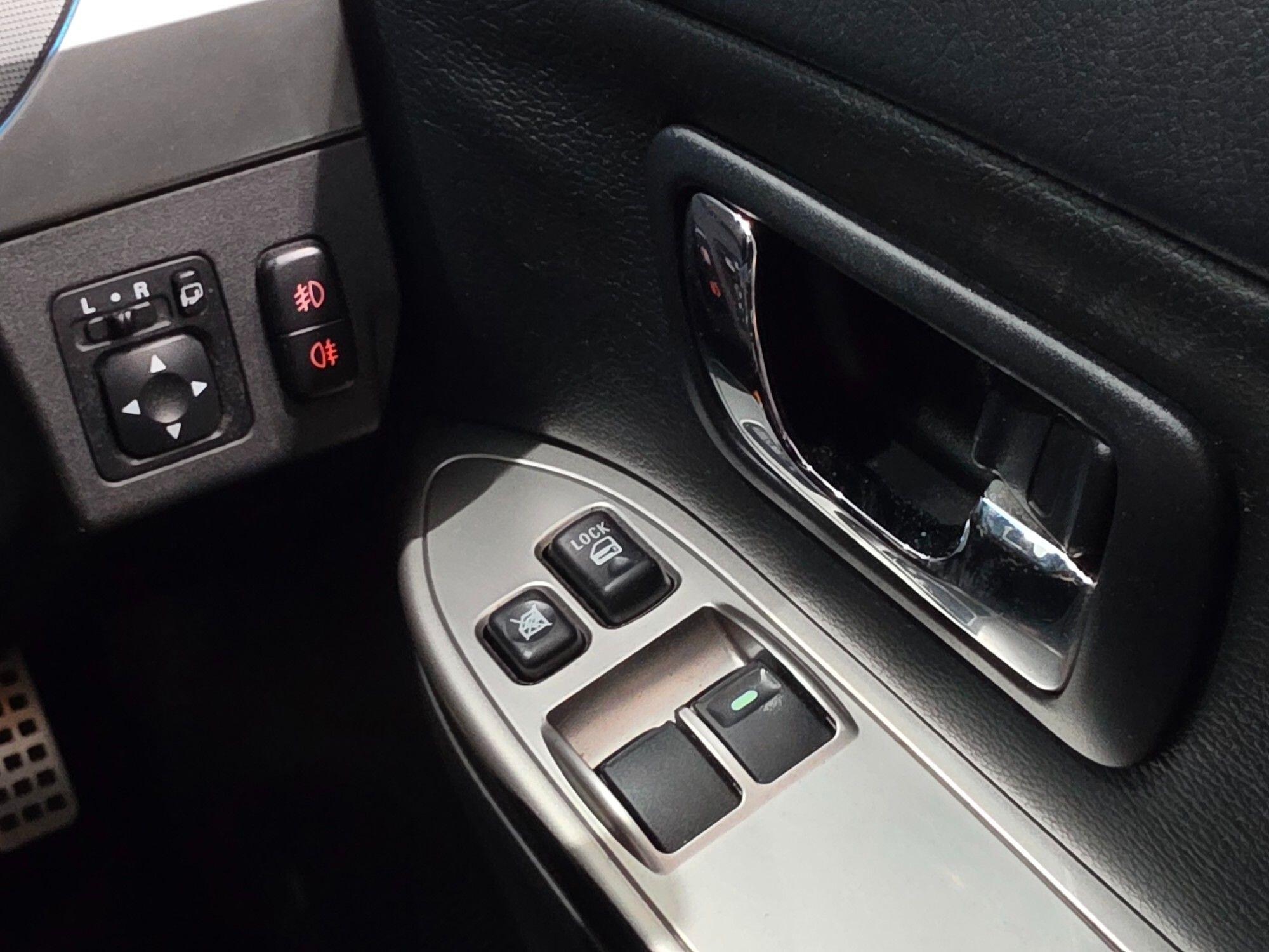 Mitsubishi Shogun view 31