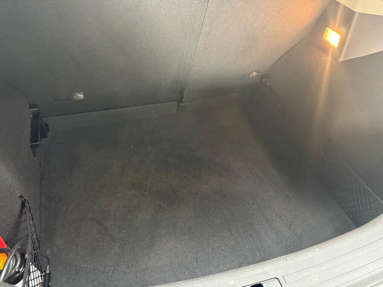 MG ZS view 34