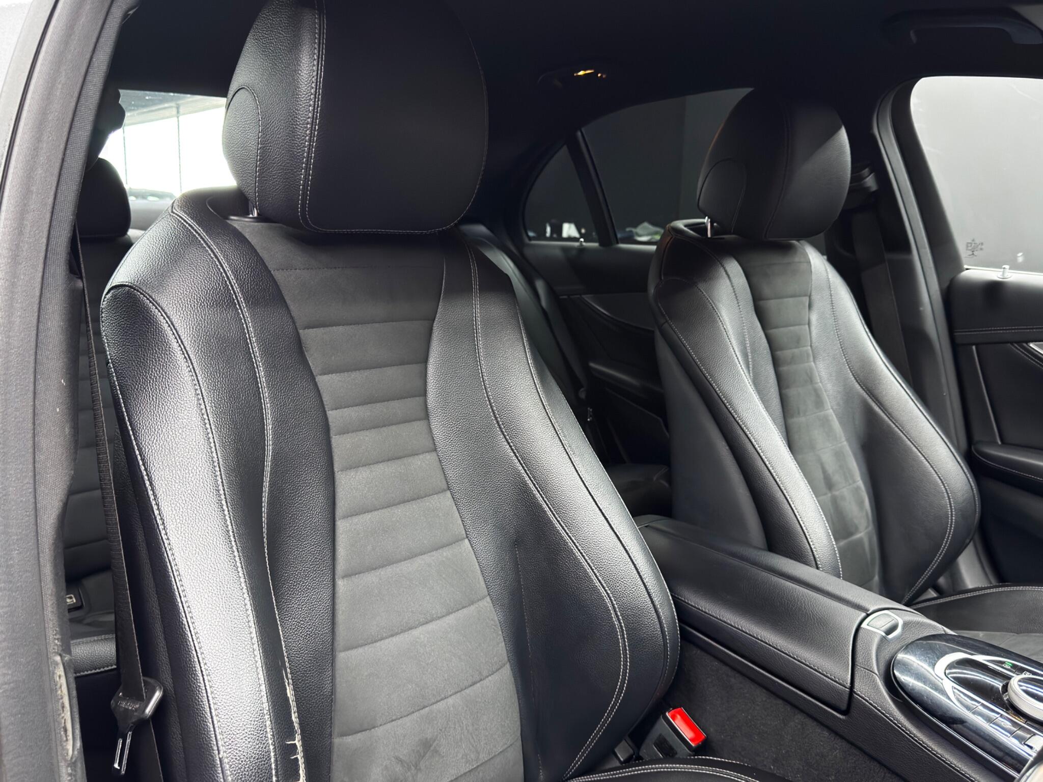 Mercedes-Benz E-Class view 13