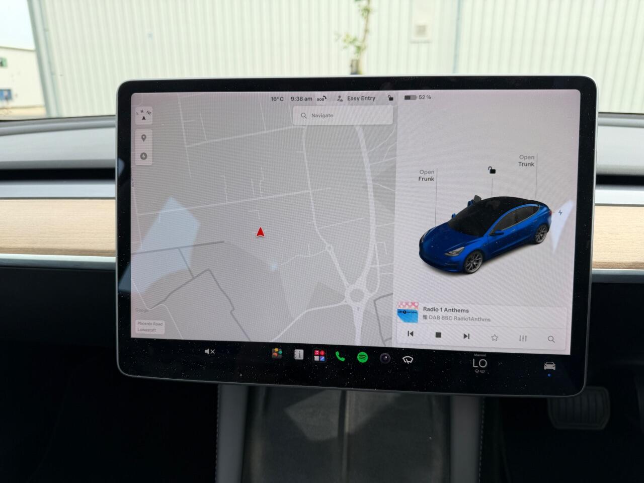 Tesla Model 3 view 22