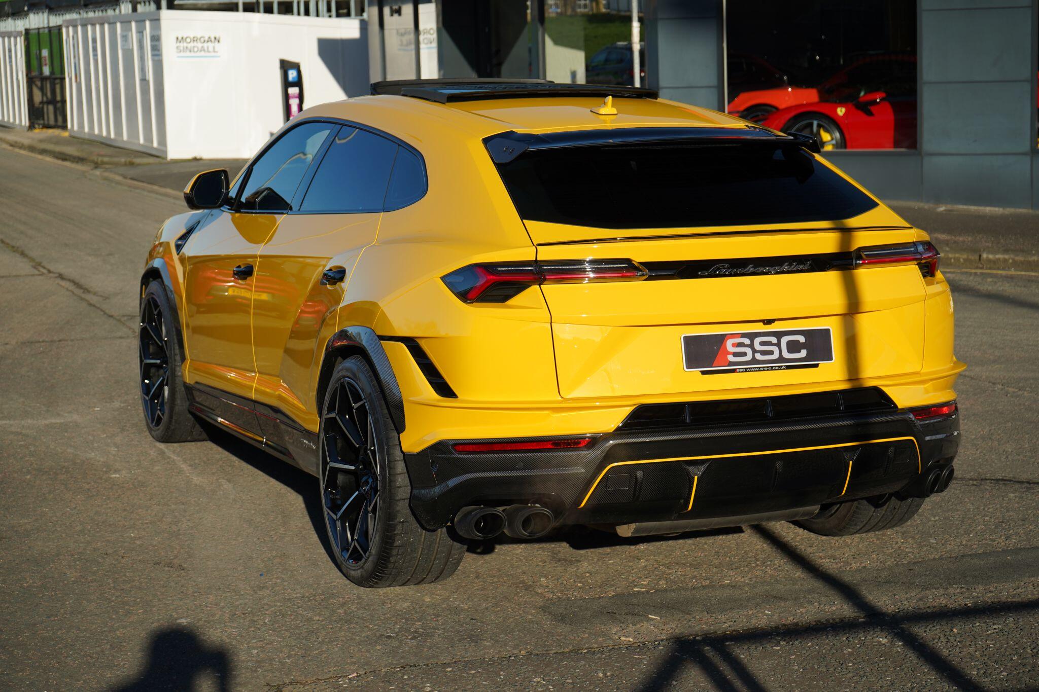 Lamborghini Urus view 14