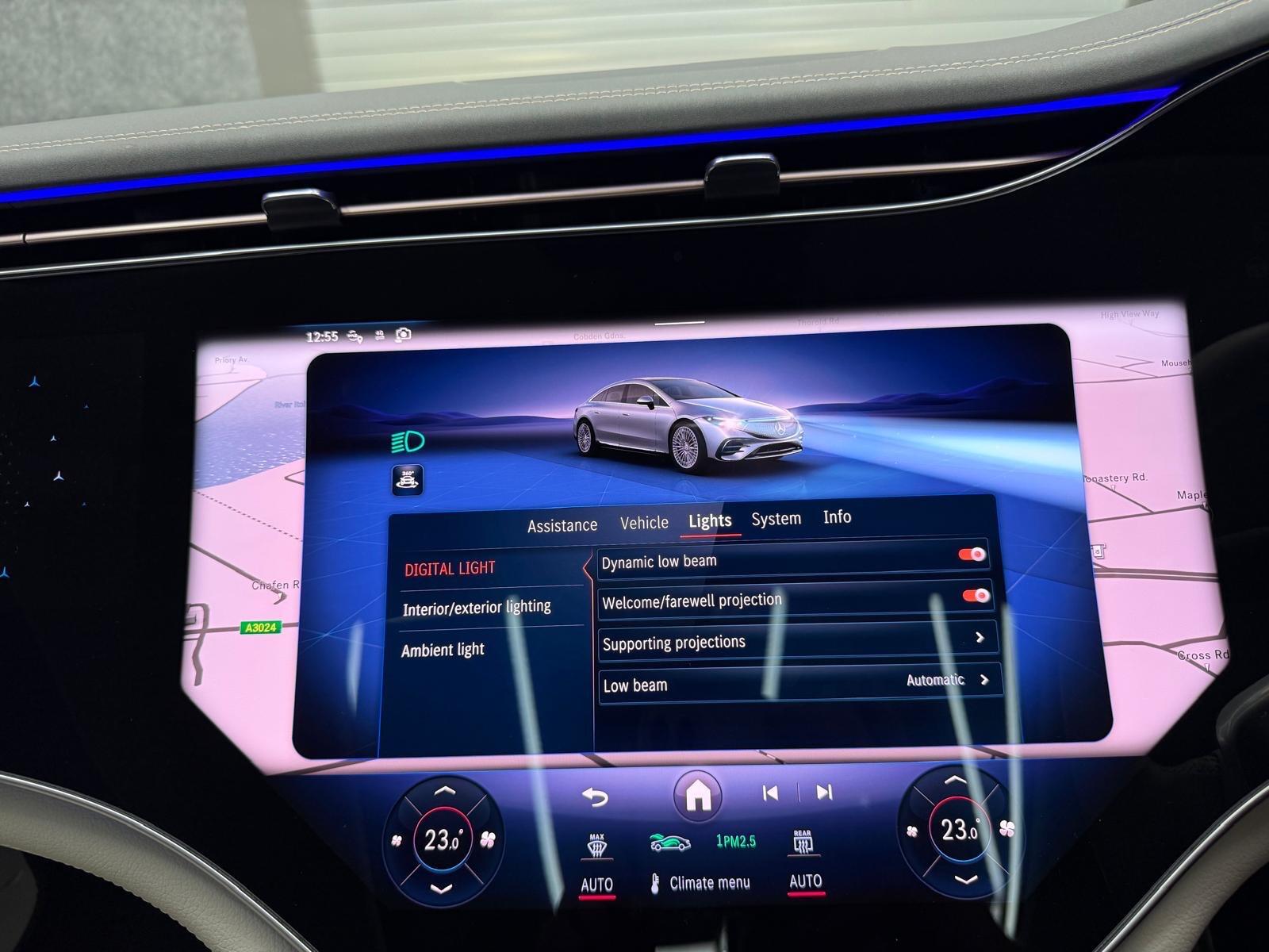 Mercedes-Benz Eqs view 20
