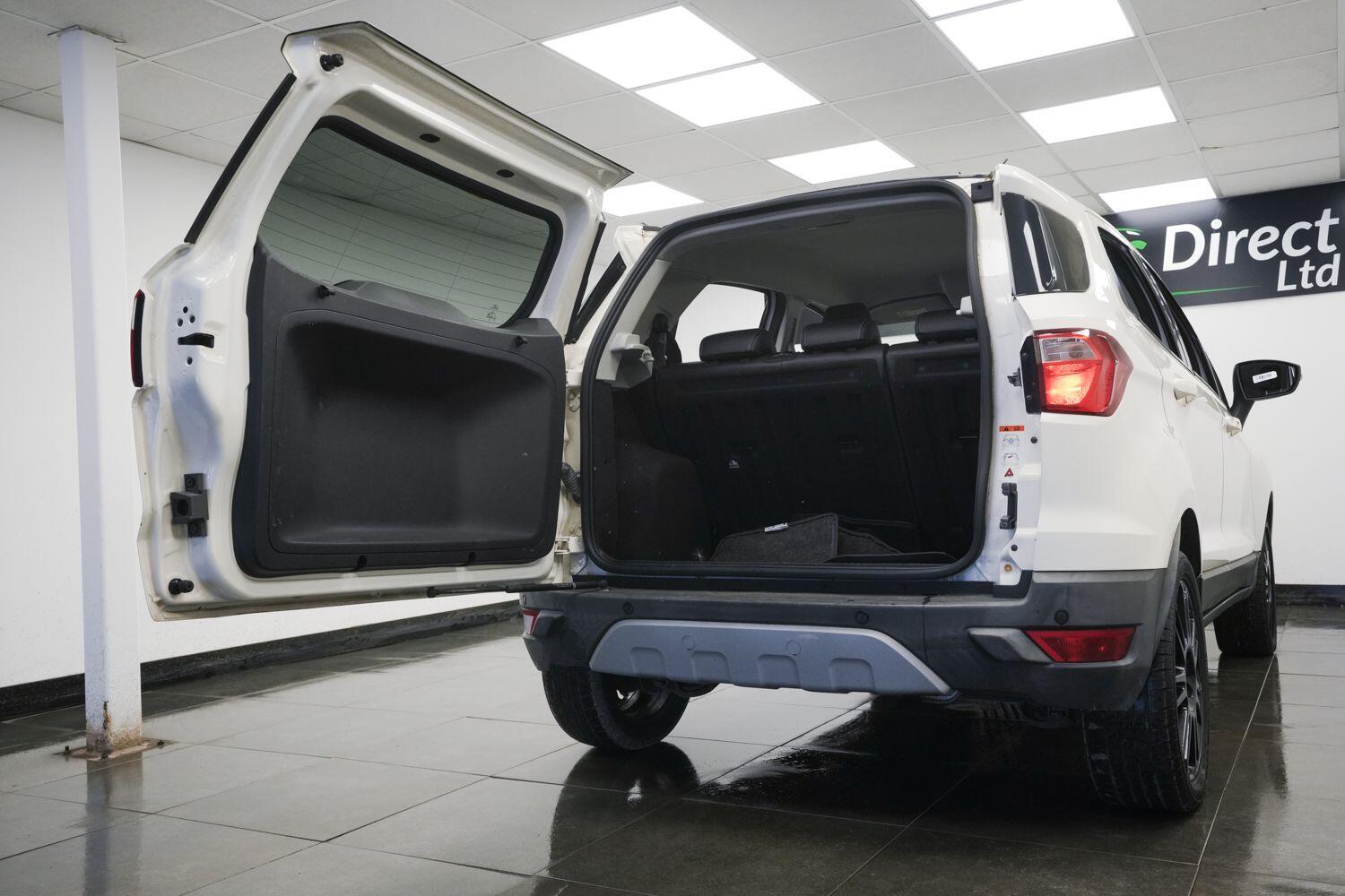 Ford EcoSport view 7