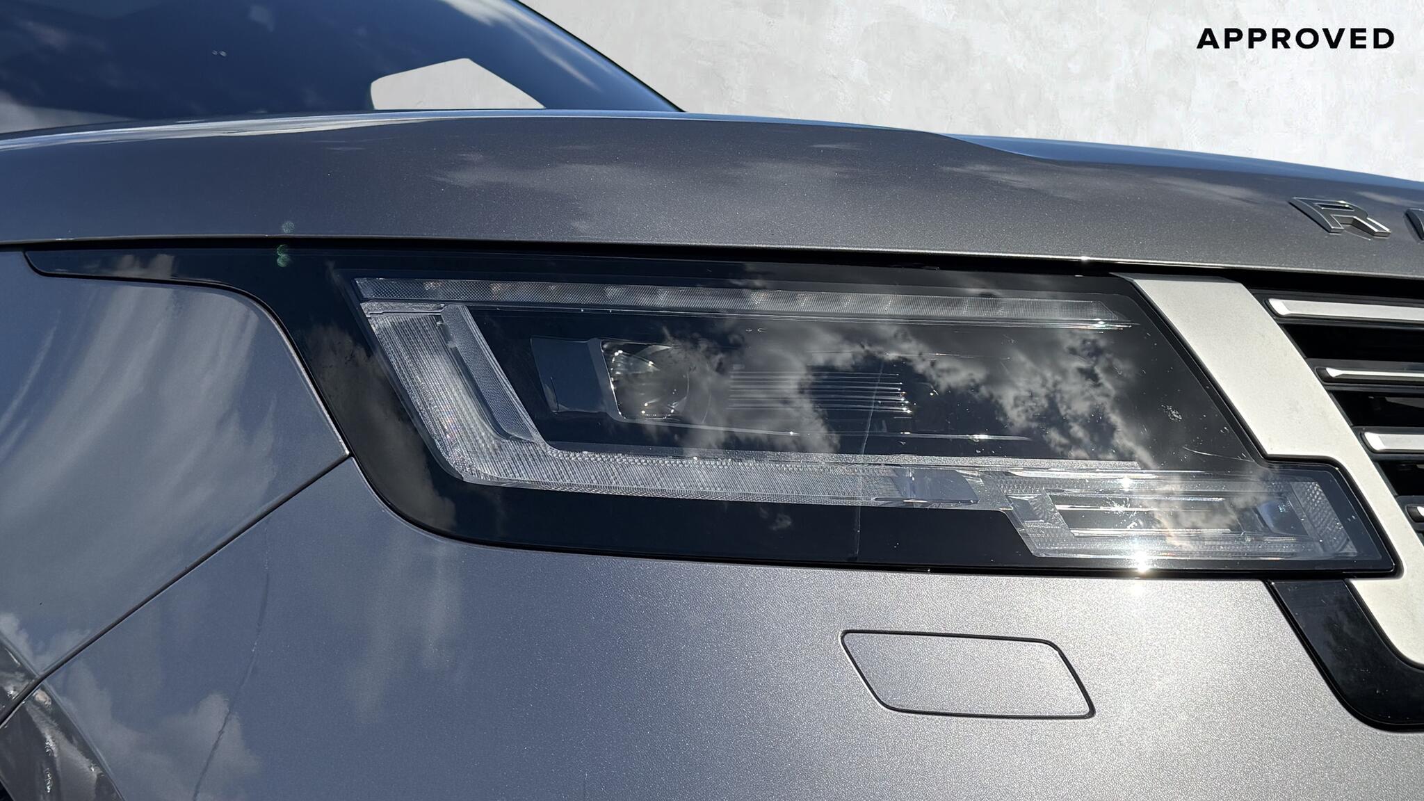 Land Rover Range Rover view 17
