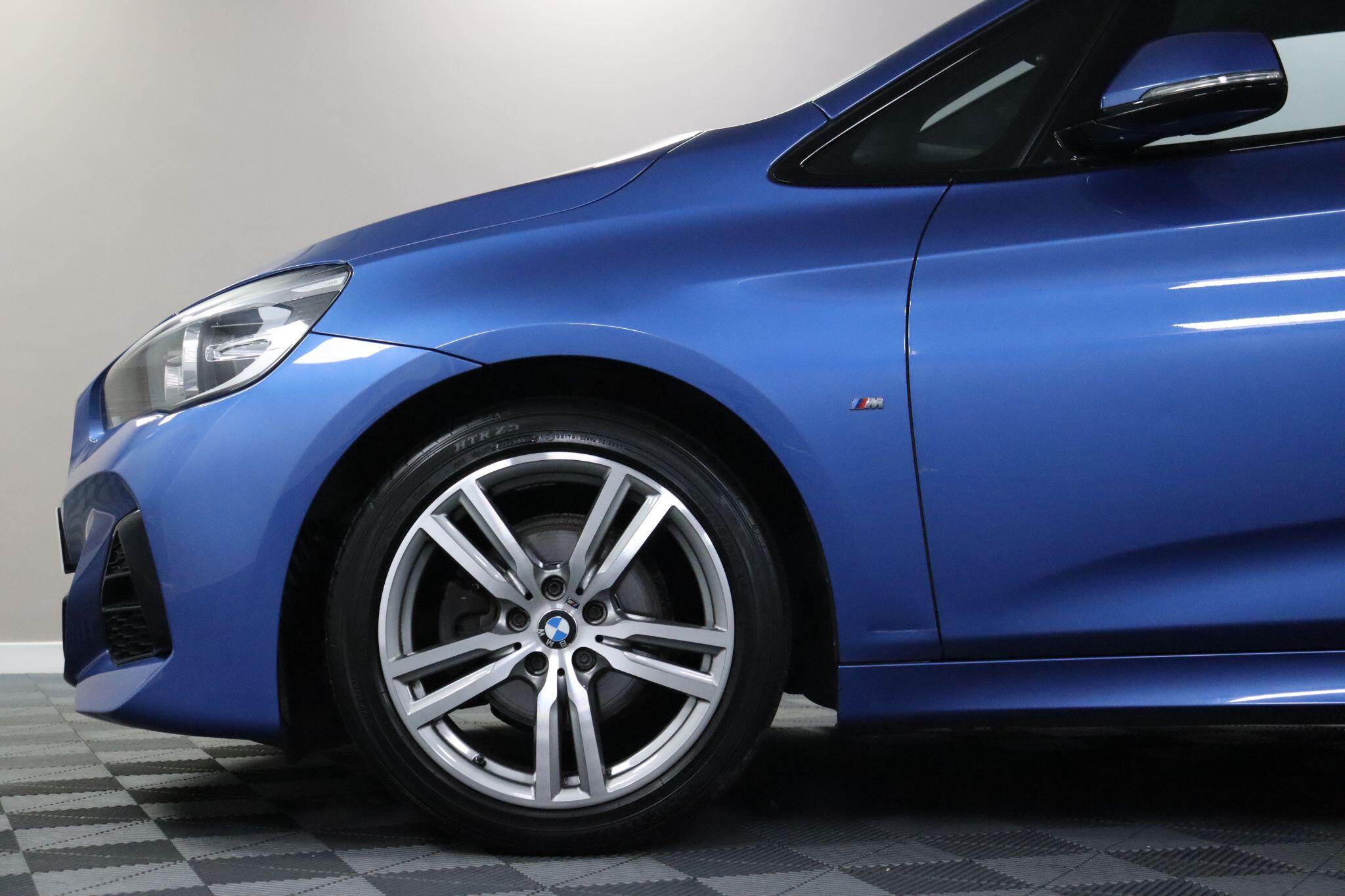 BMW 2 Series Active Tourer view 27