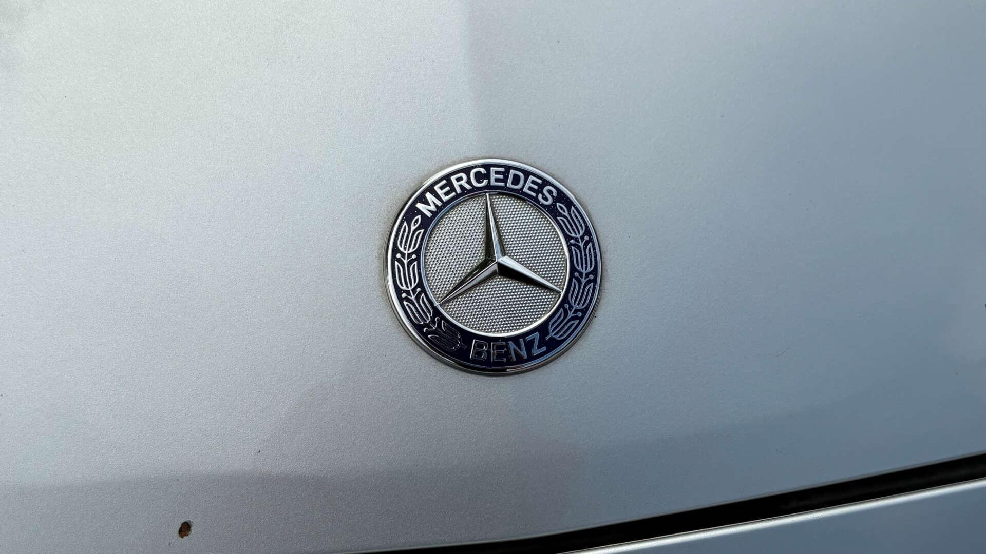 Mercedes-Benz C-Class view 54