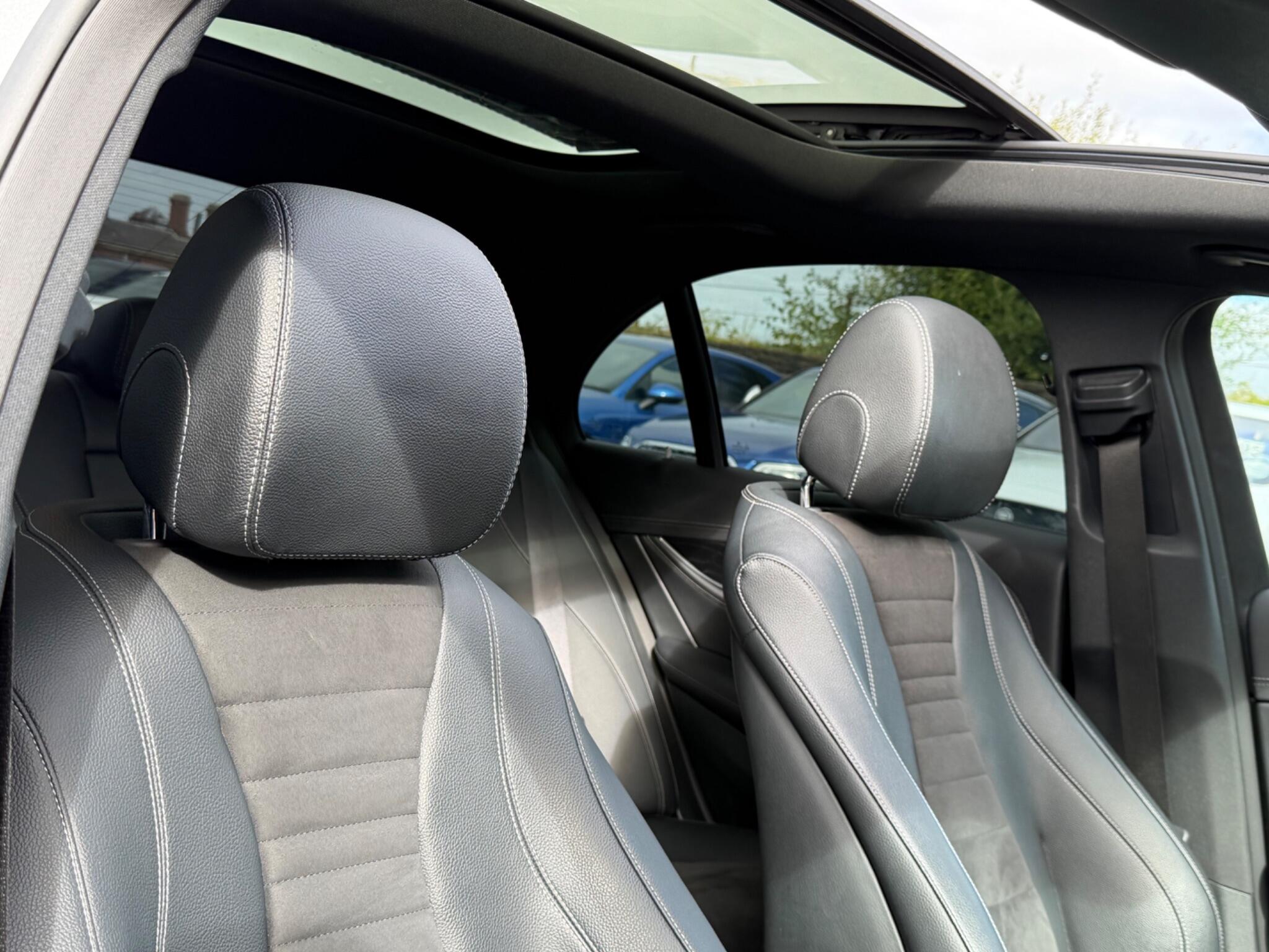 Mercedes-Benz E-Class view 21