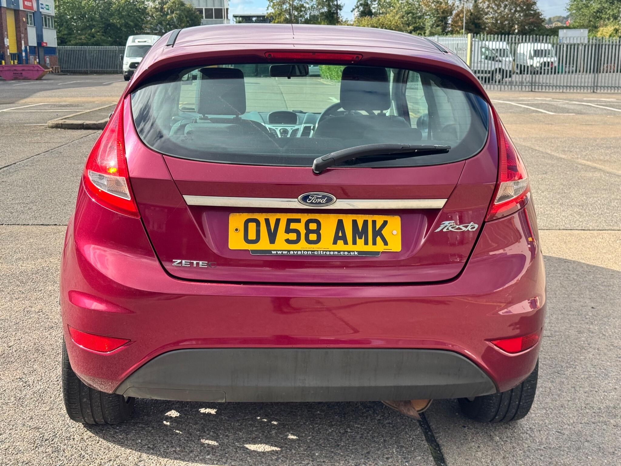 Ford Fiesta view 12