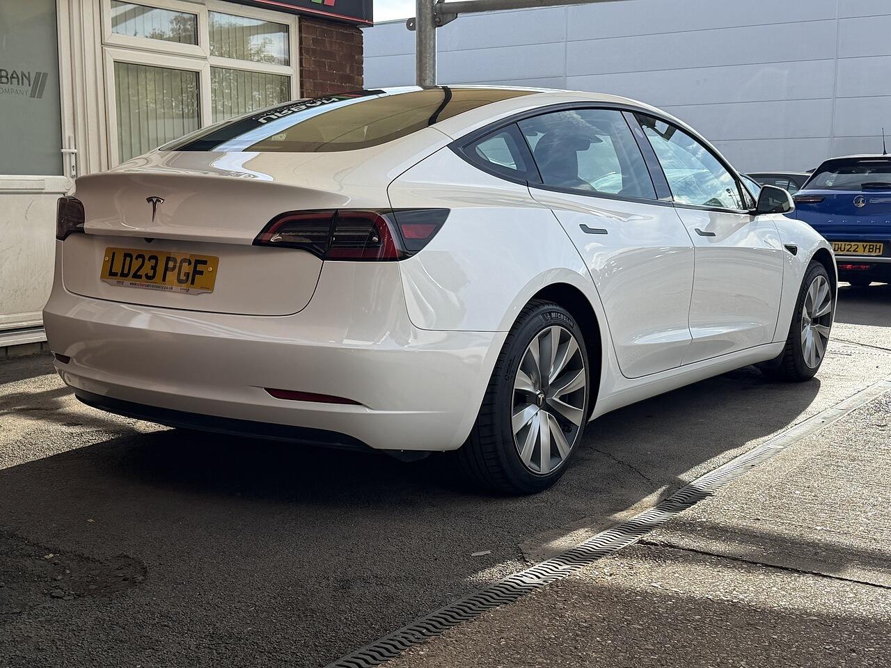 Tesla Model 3 view 5