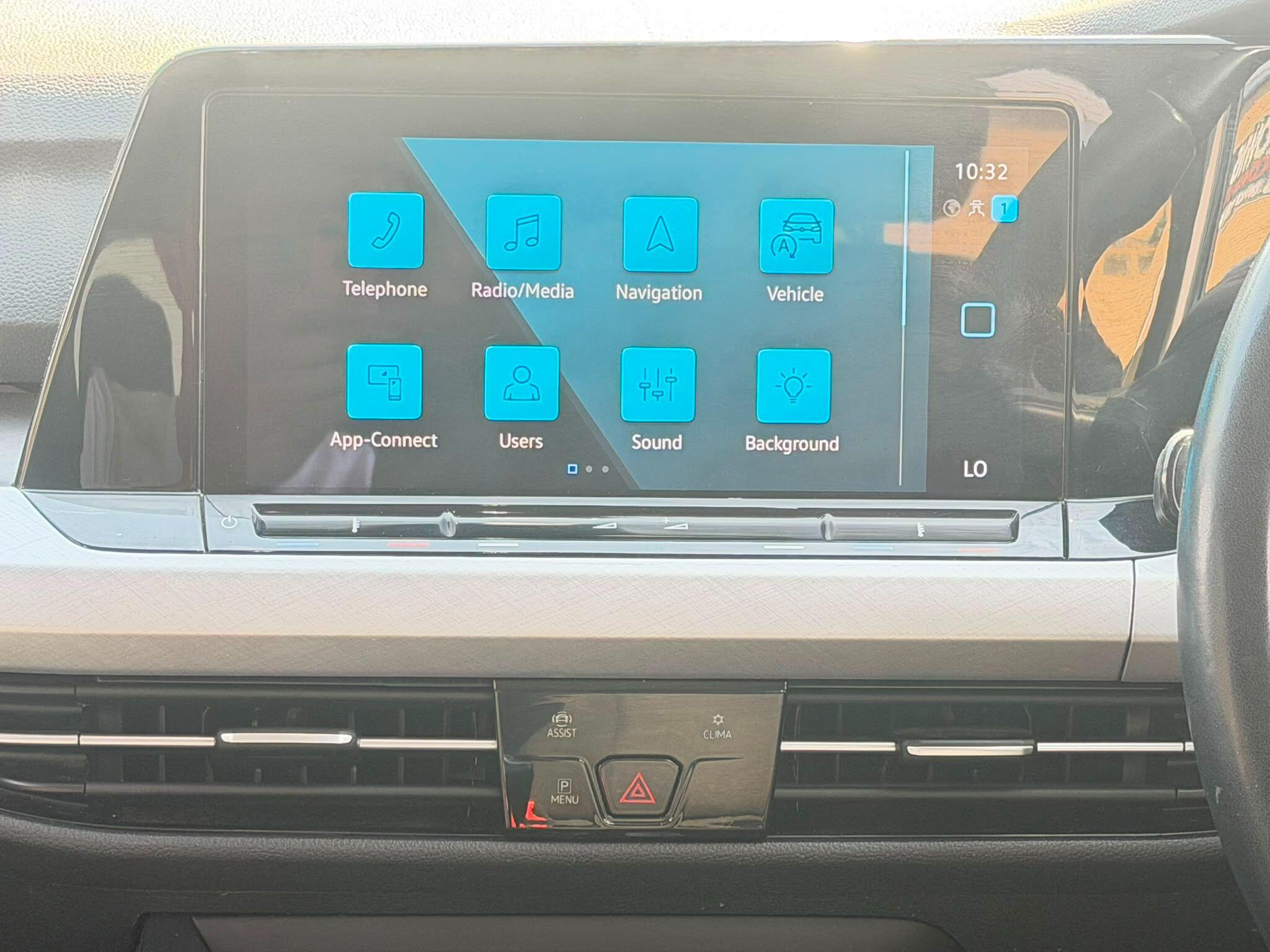 Volkswagen Golf view 21