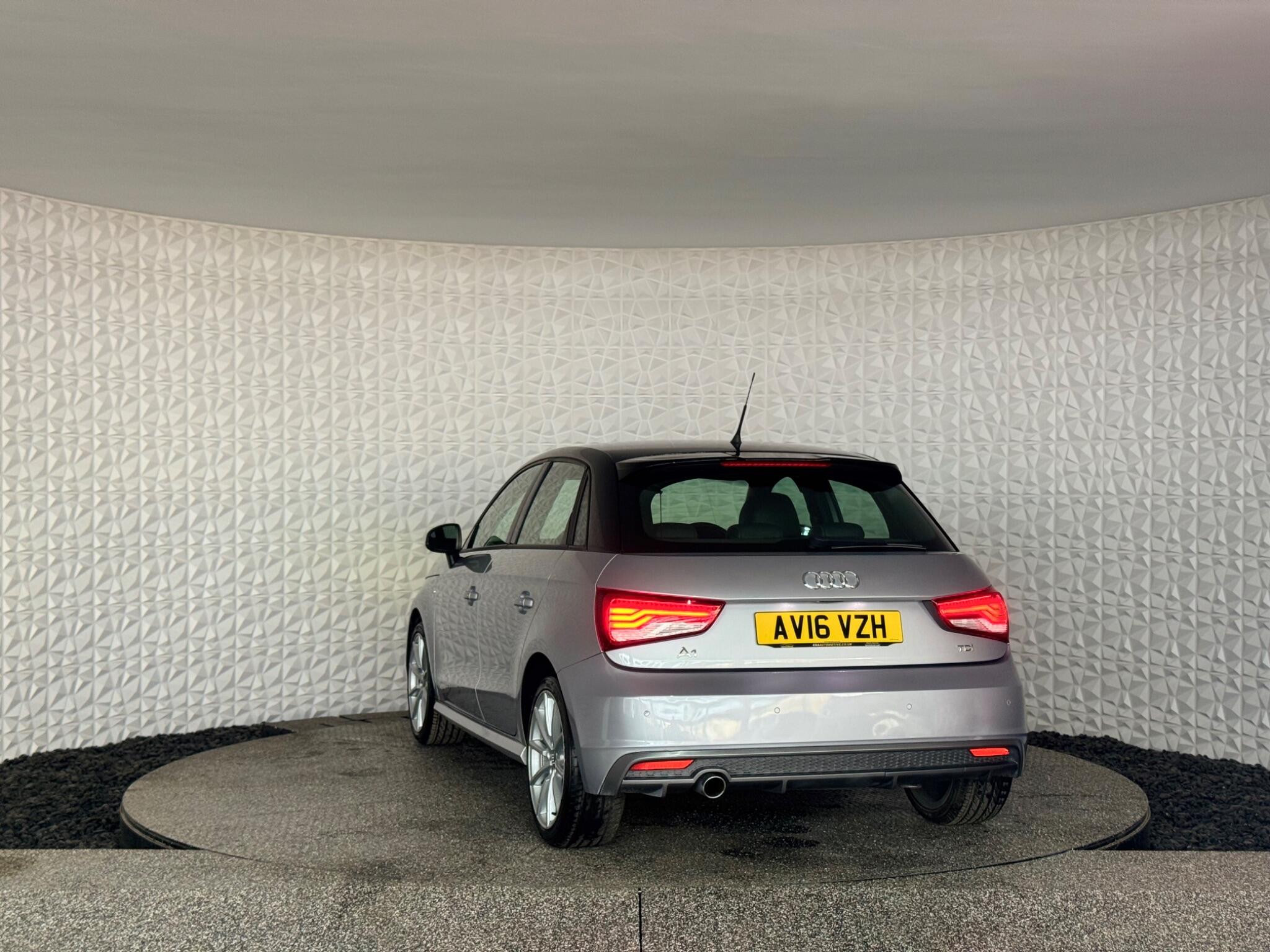 Audi A1 view 16