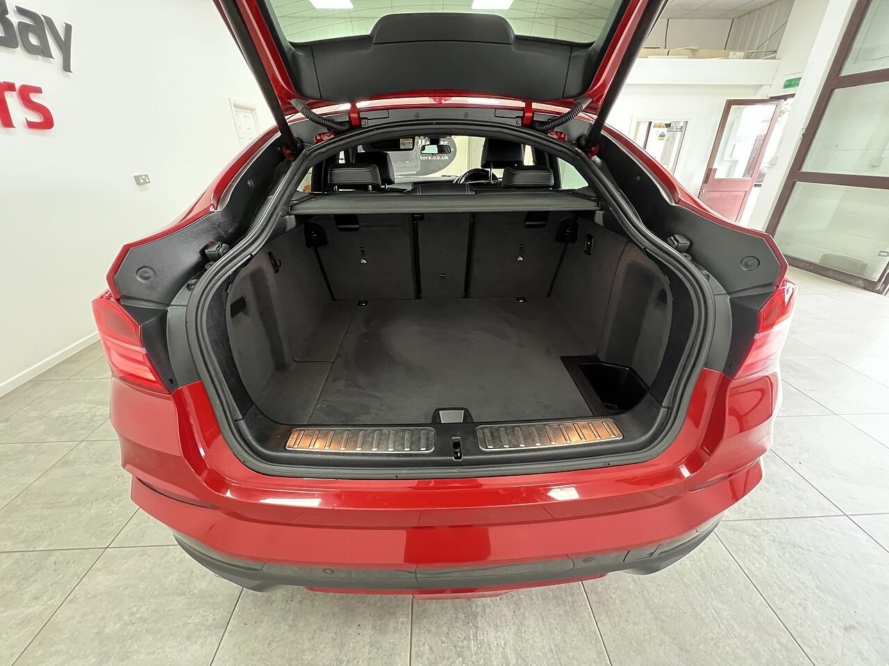 BMW X4 view 17