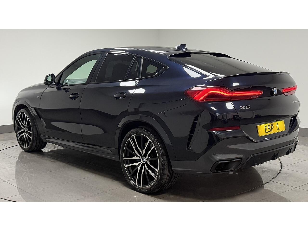 BMW X6 view 6