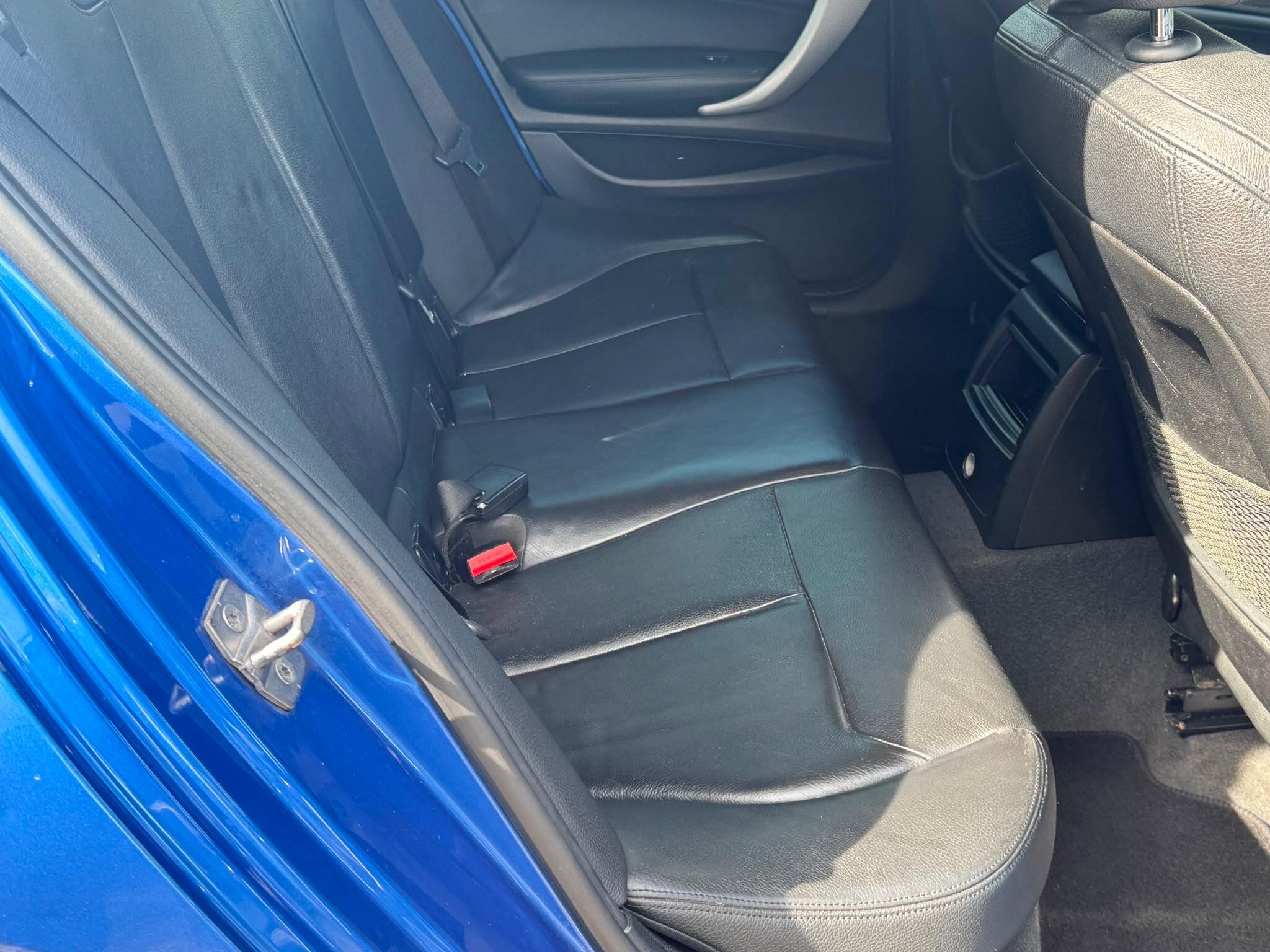 BMW 1 Series view 16