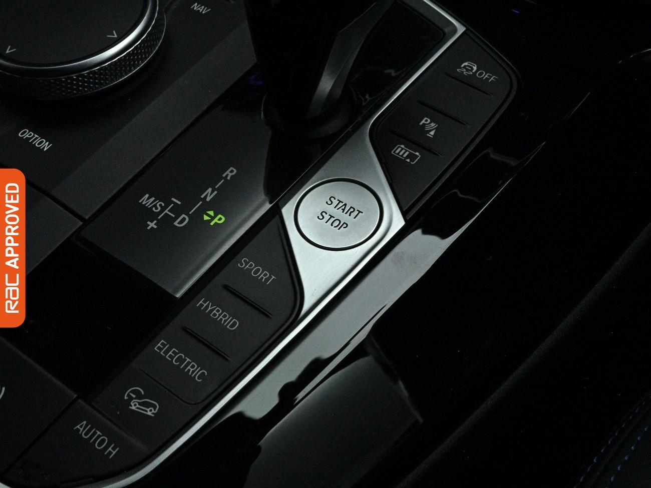 BMW X3 view 18