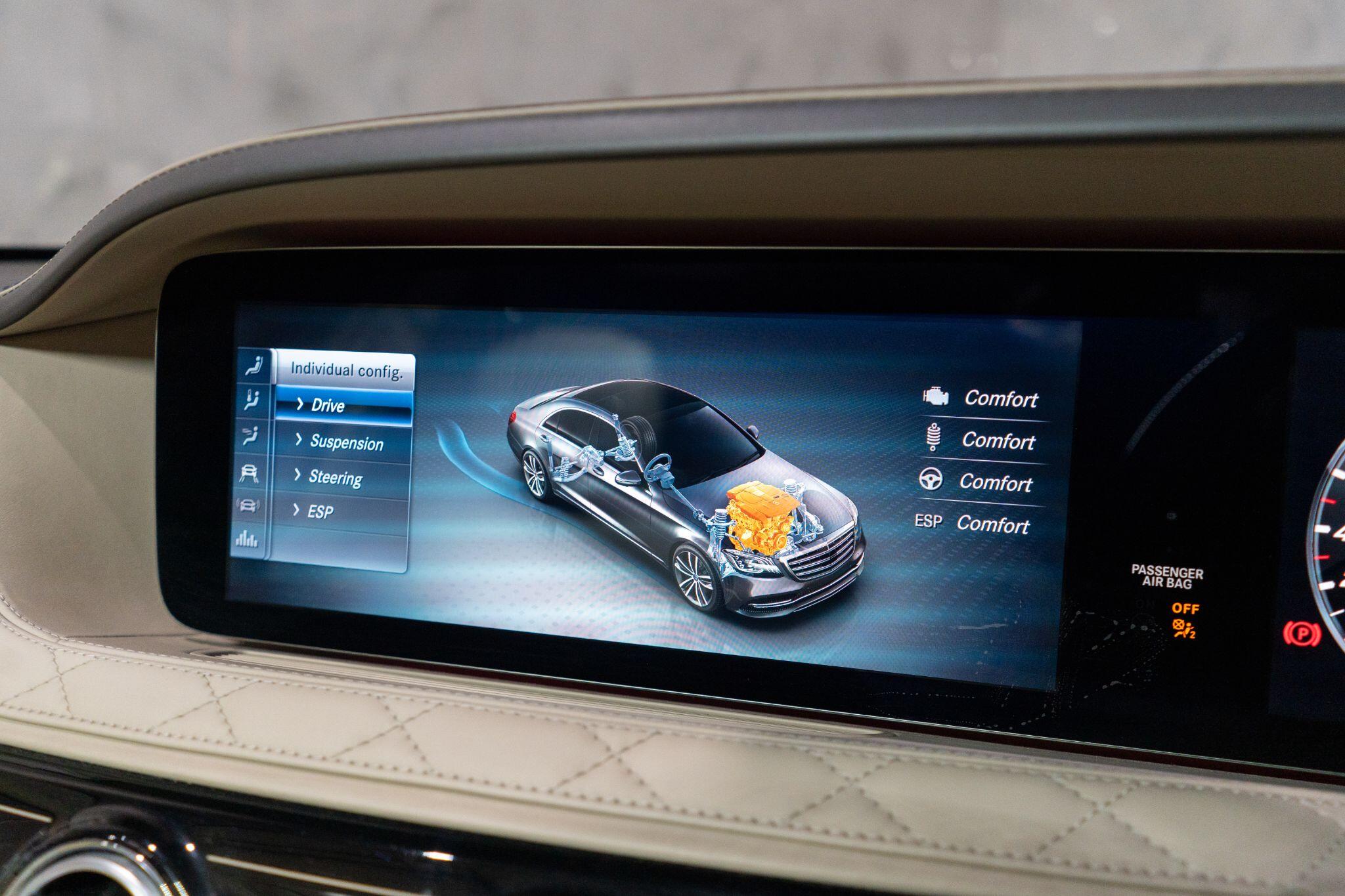 Mercedes-Benz S-Class view 35