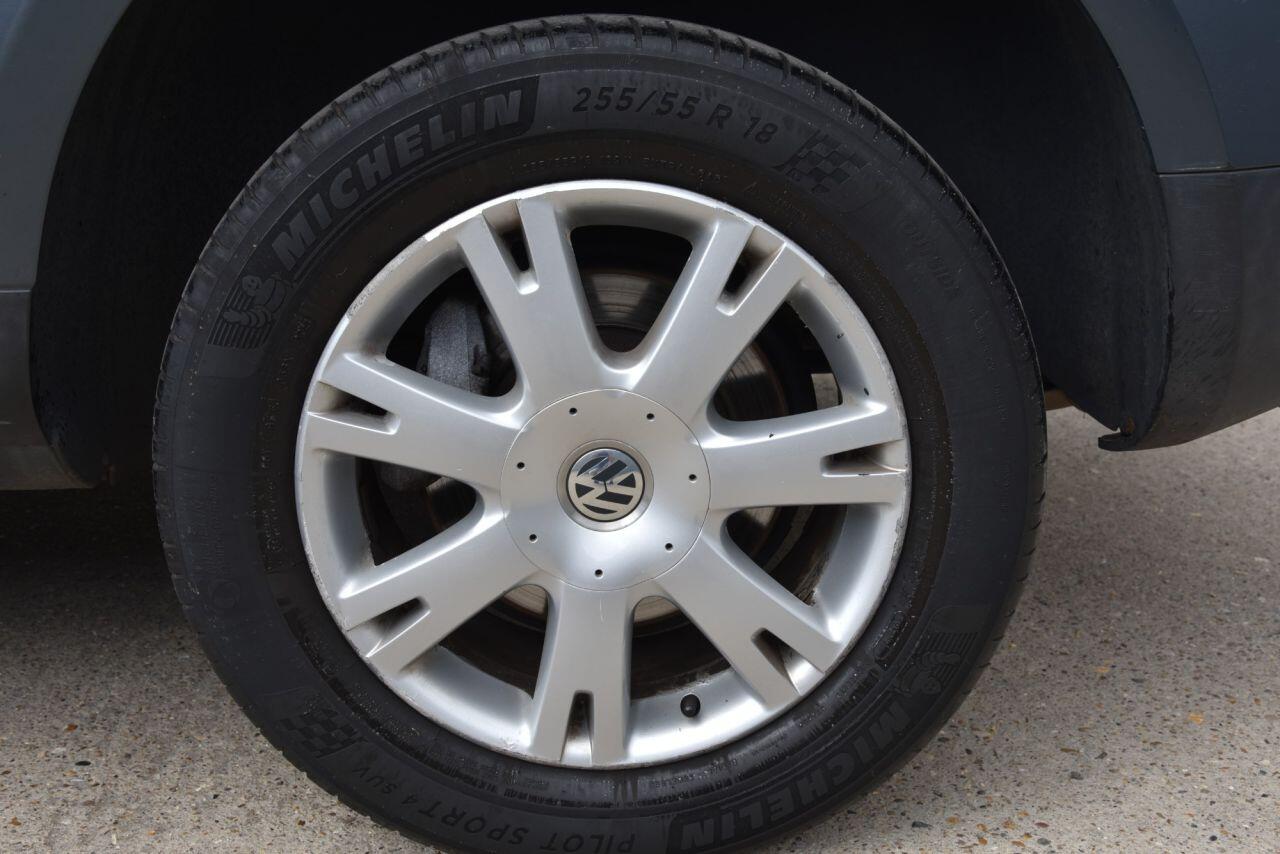 Volkswagen Touareg view 52