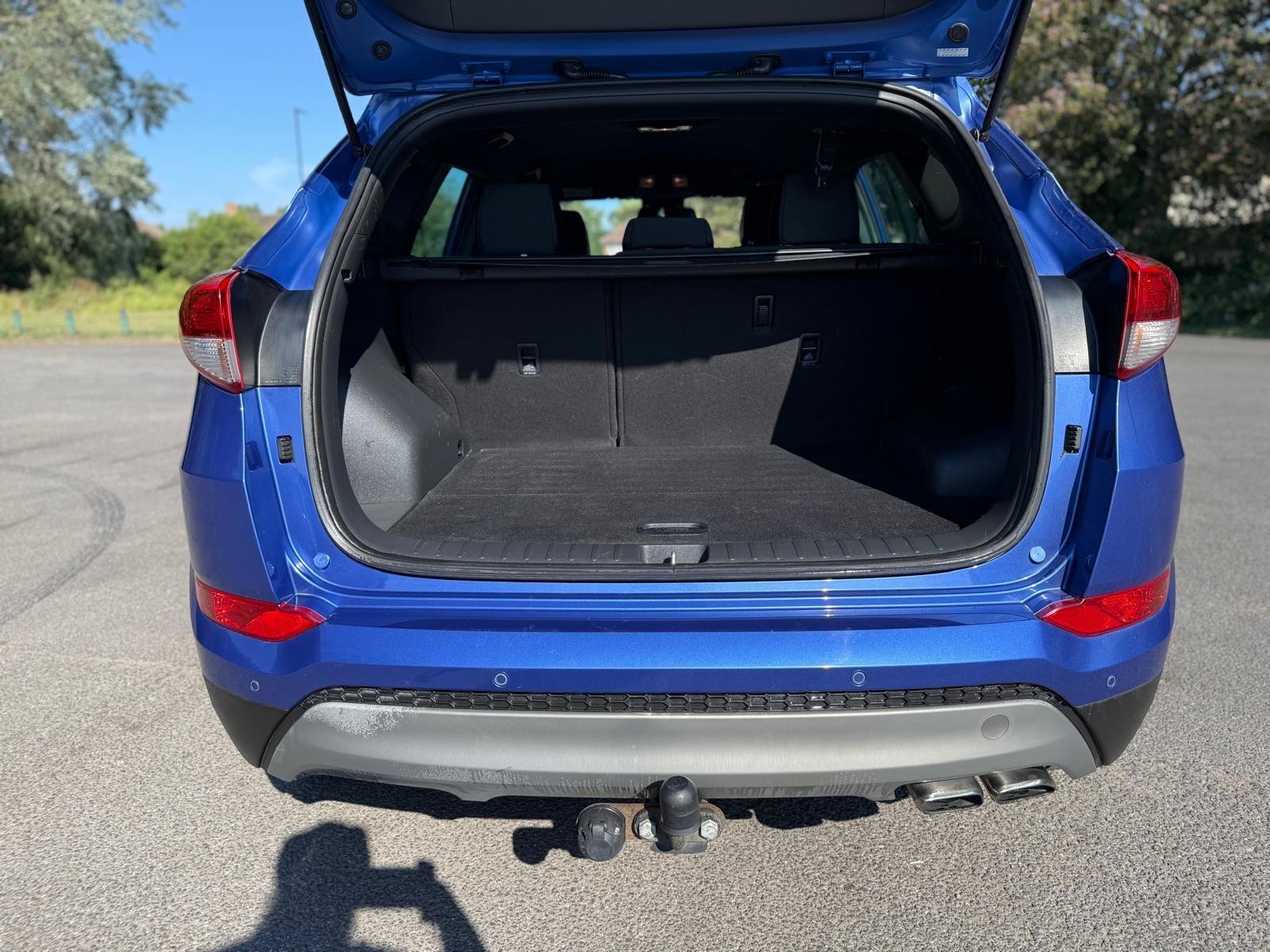 Hyundai Tucson view 50