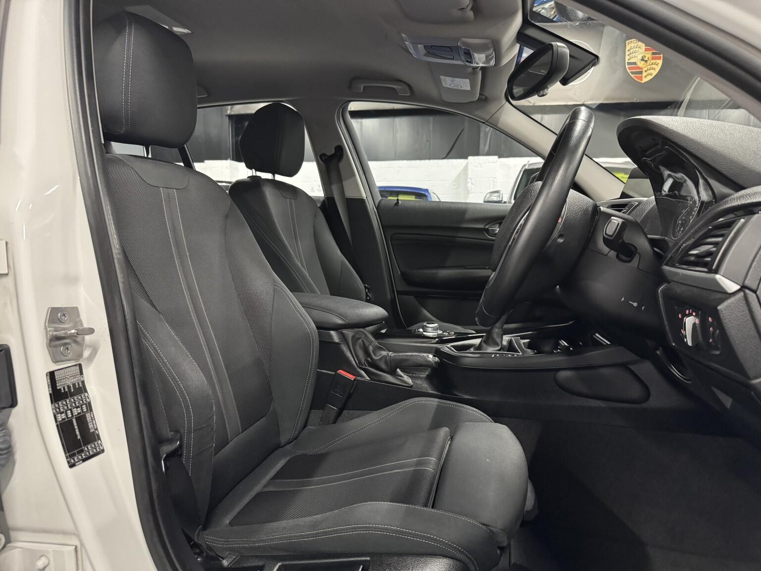 BMW 1 Series view 12