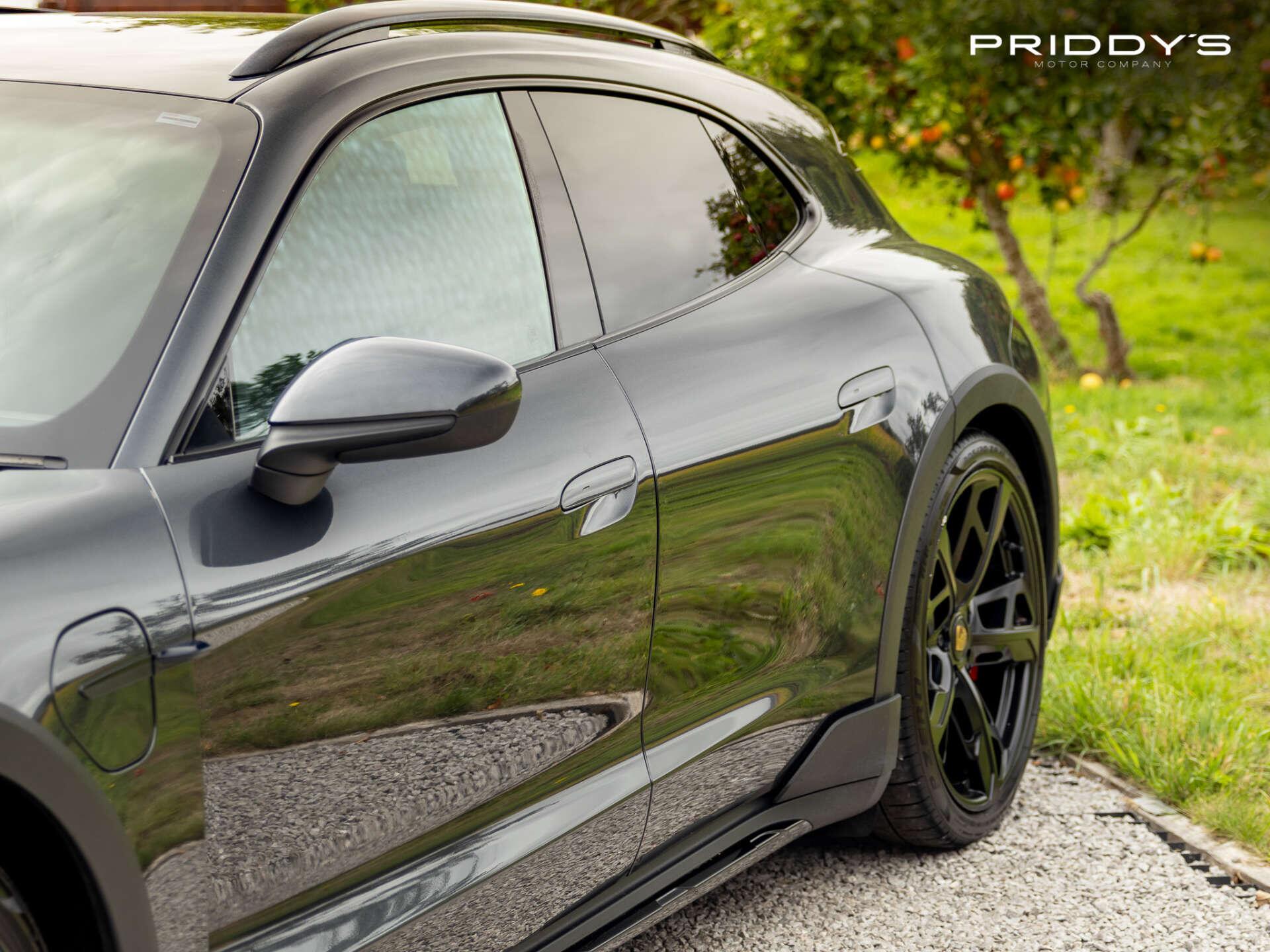 Porsche Taycan view 84