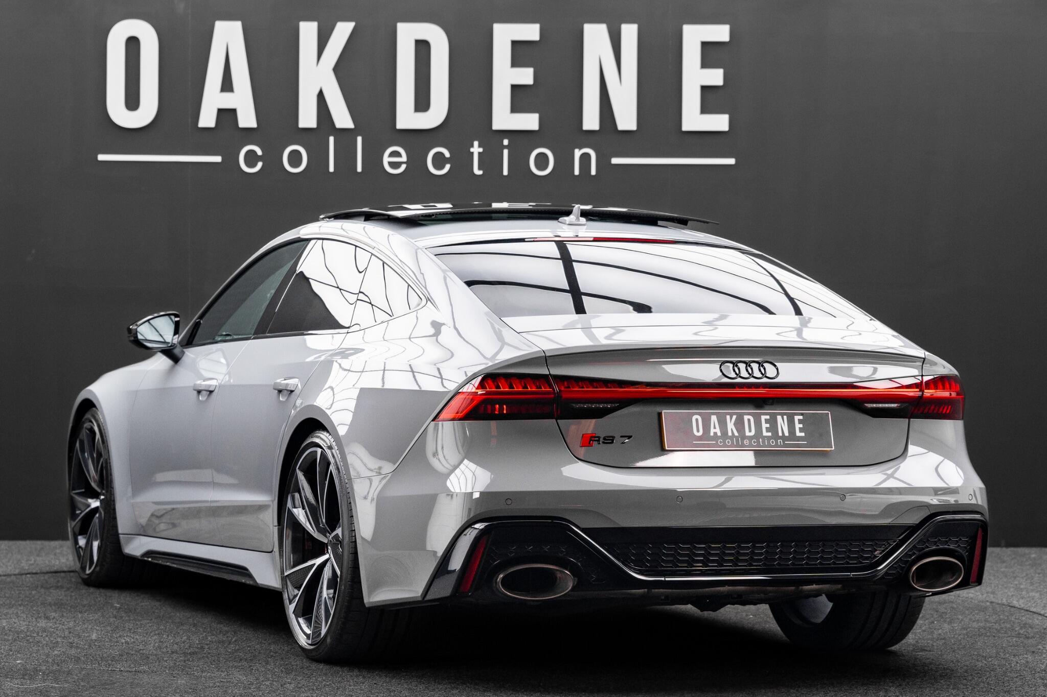 Audi RS7 view 6