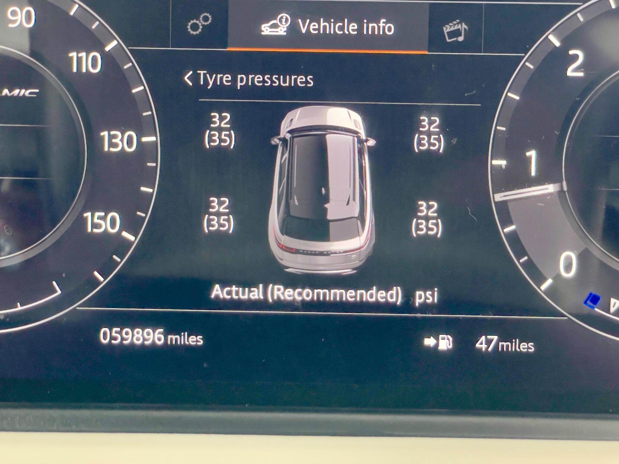 Land Rover Range Rover Velar view 58