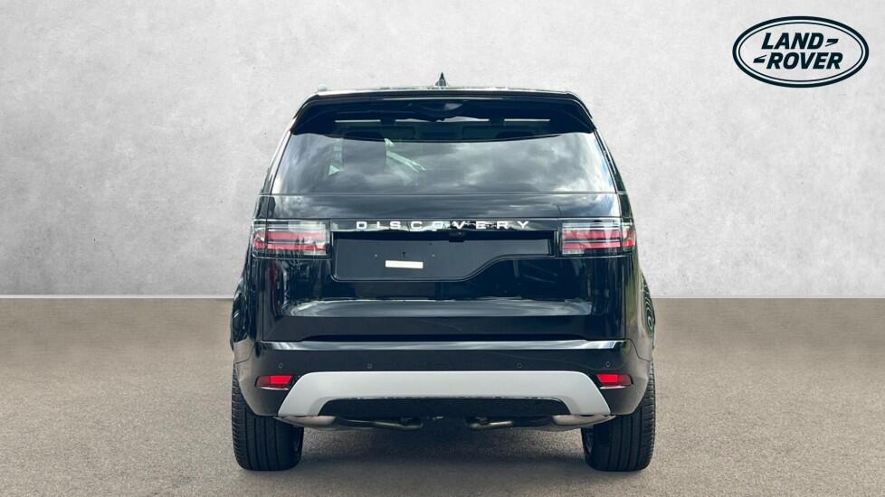 Land Rover Discovery view 6