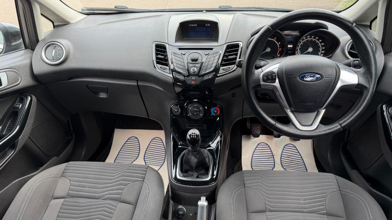 Ford Fiesta view 15