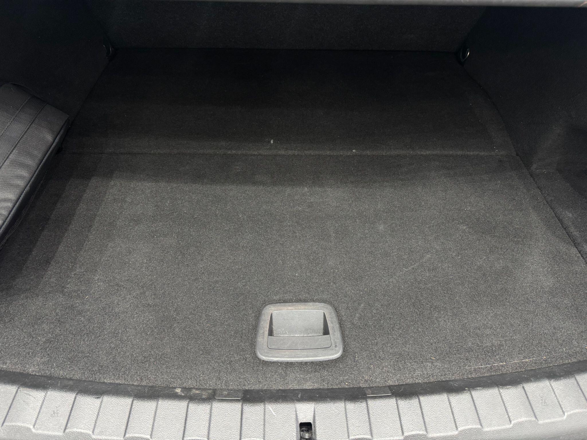 BMW 3 Series view 61