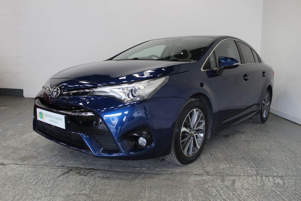 Toyota Avensis view 2