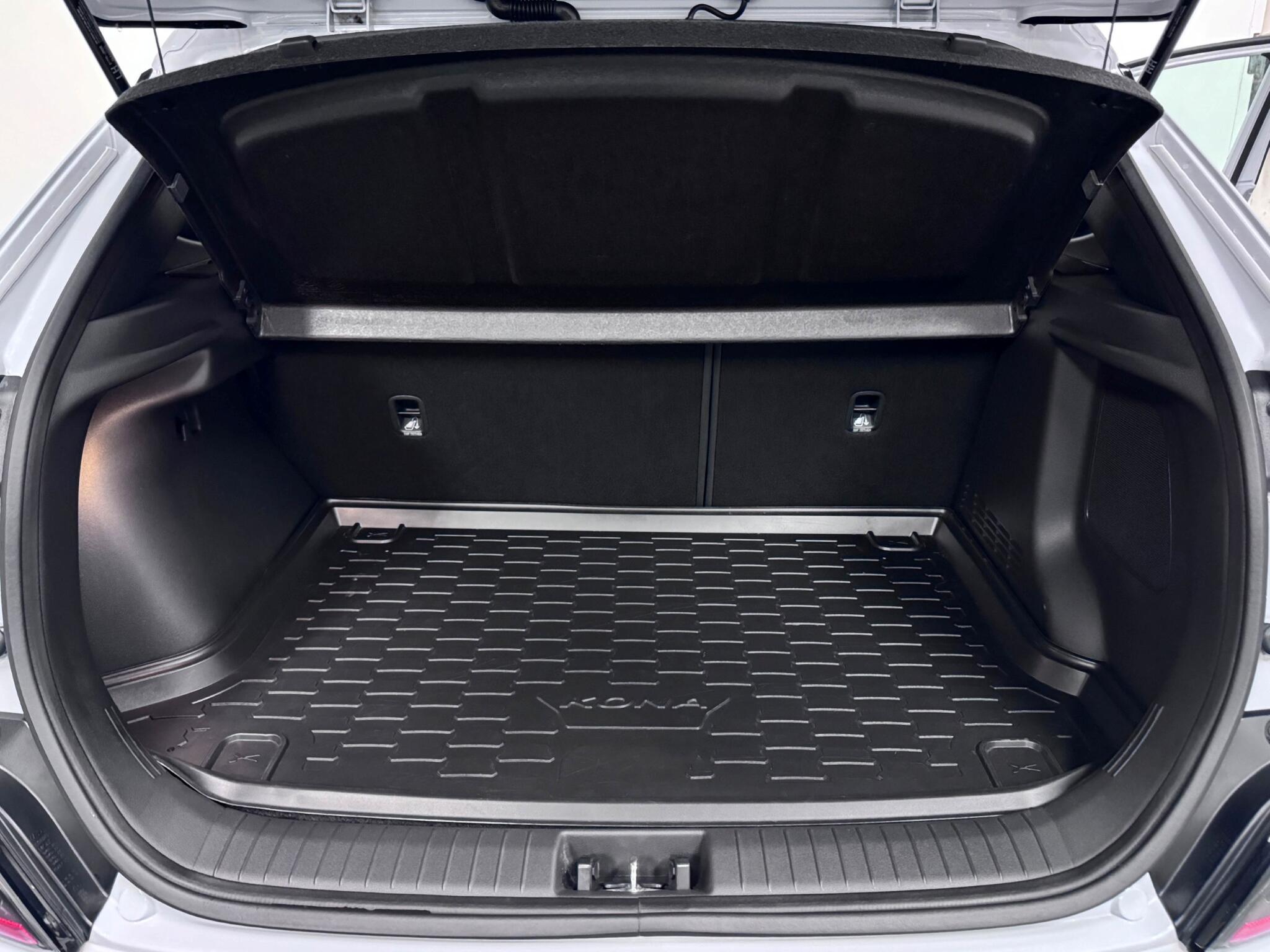 Hyundai Kona view 8