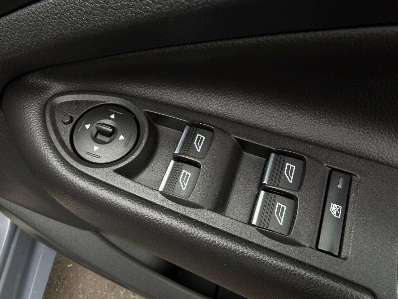 Ford Kuga view 17