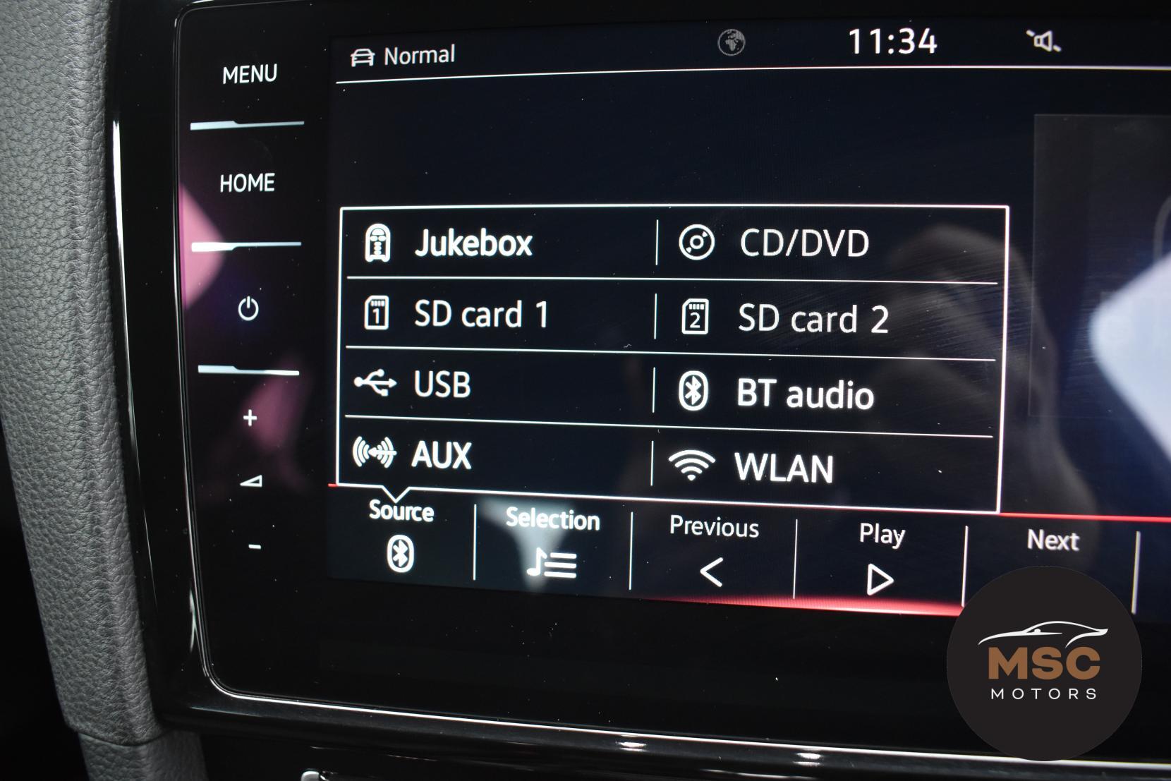 Volkswagen Golf view 43