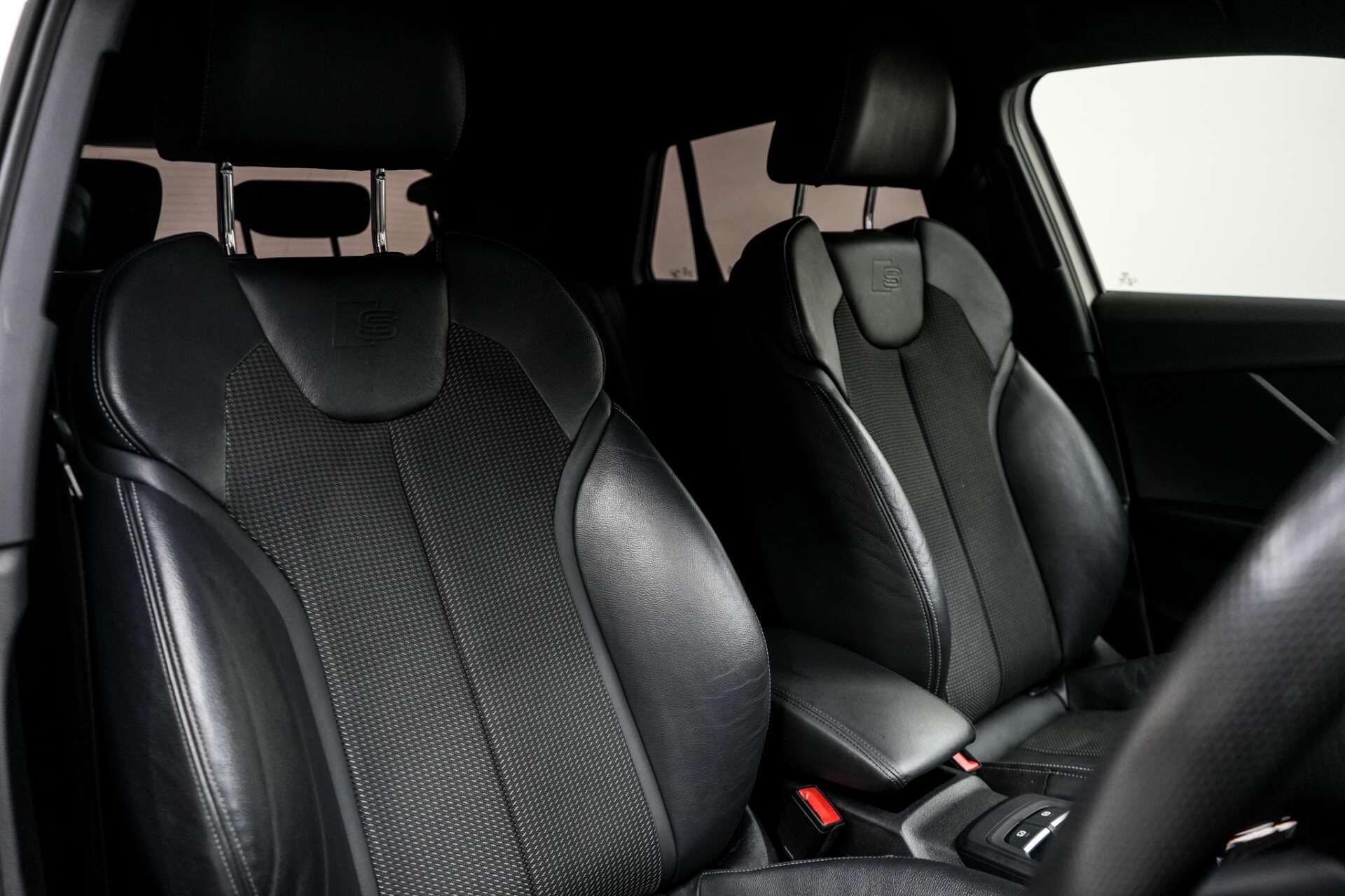 Audi Q2 view 14