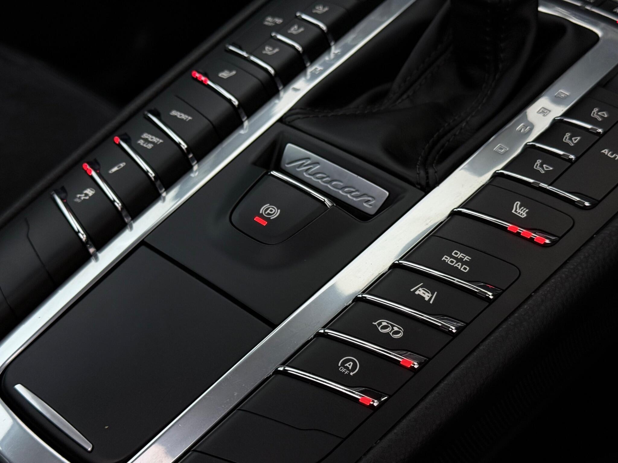 Porsche Macan view 49