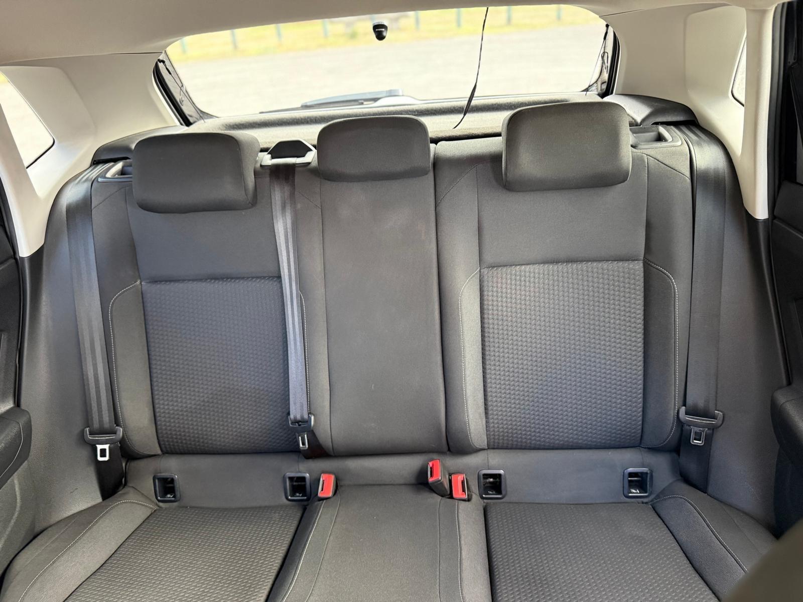 Volkswagen Polo view 42