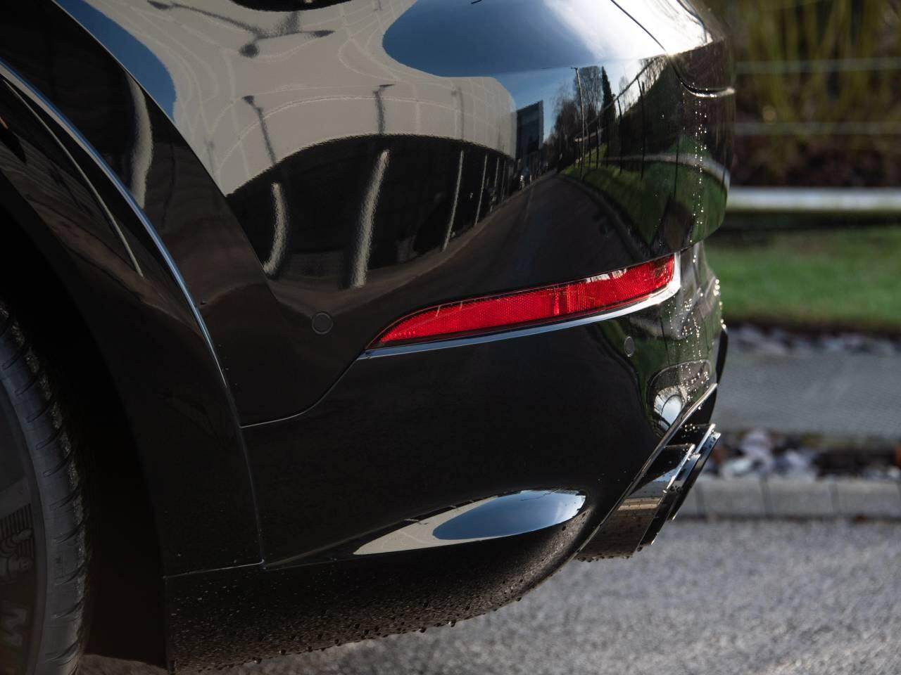 Porsche Cayenne view 16