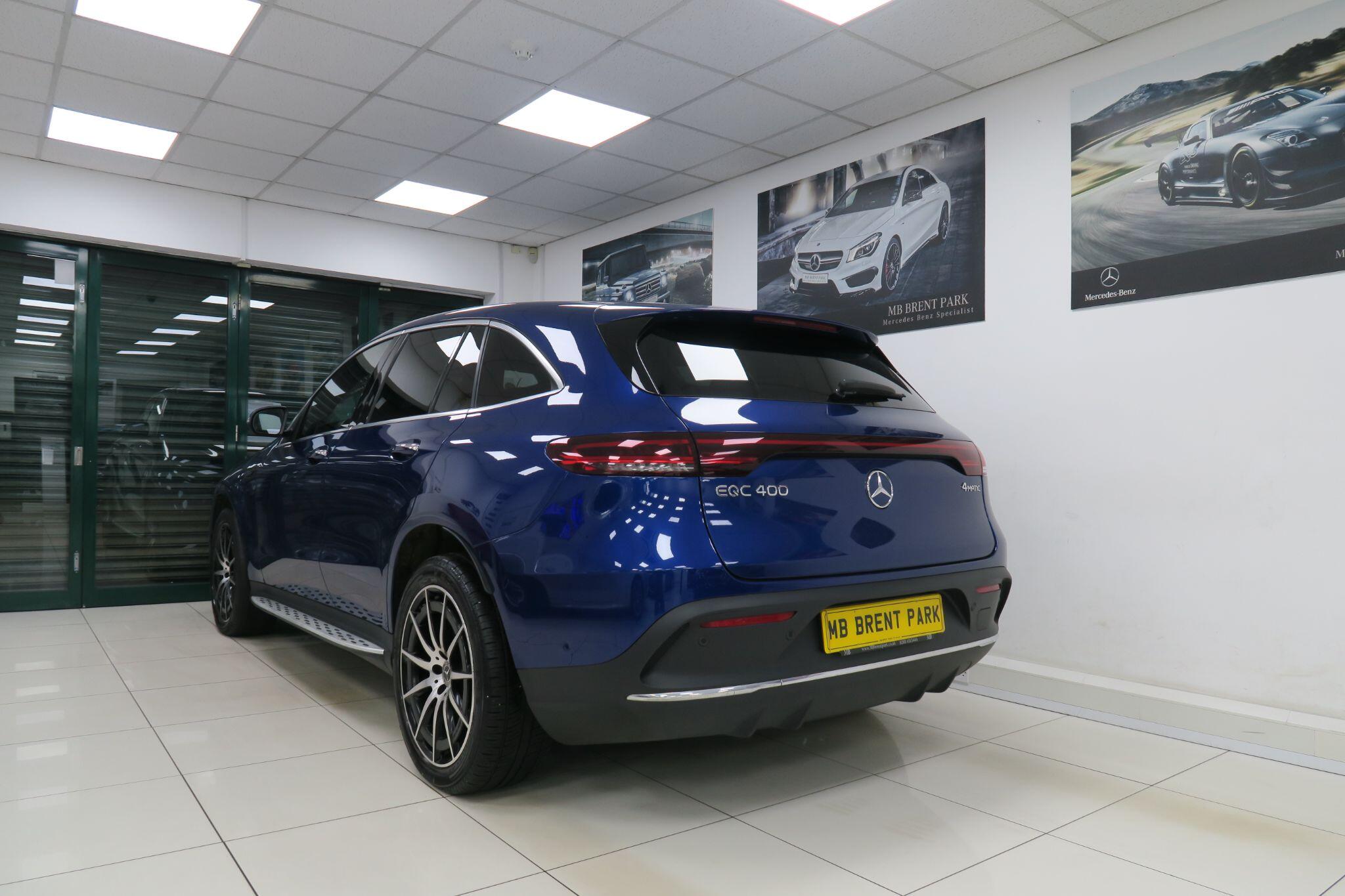 Mercedes-Benz EQC view 5