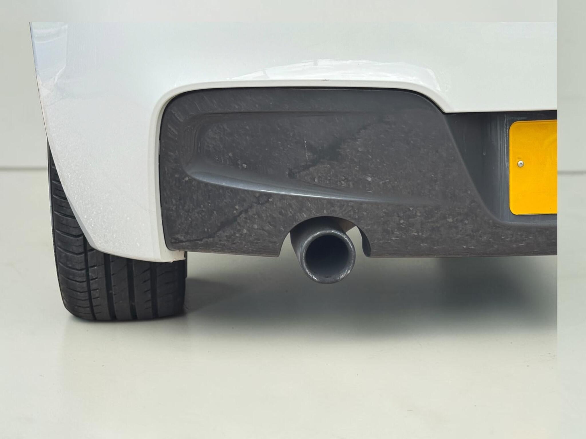 BMW 1 Series view 48