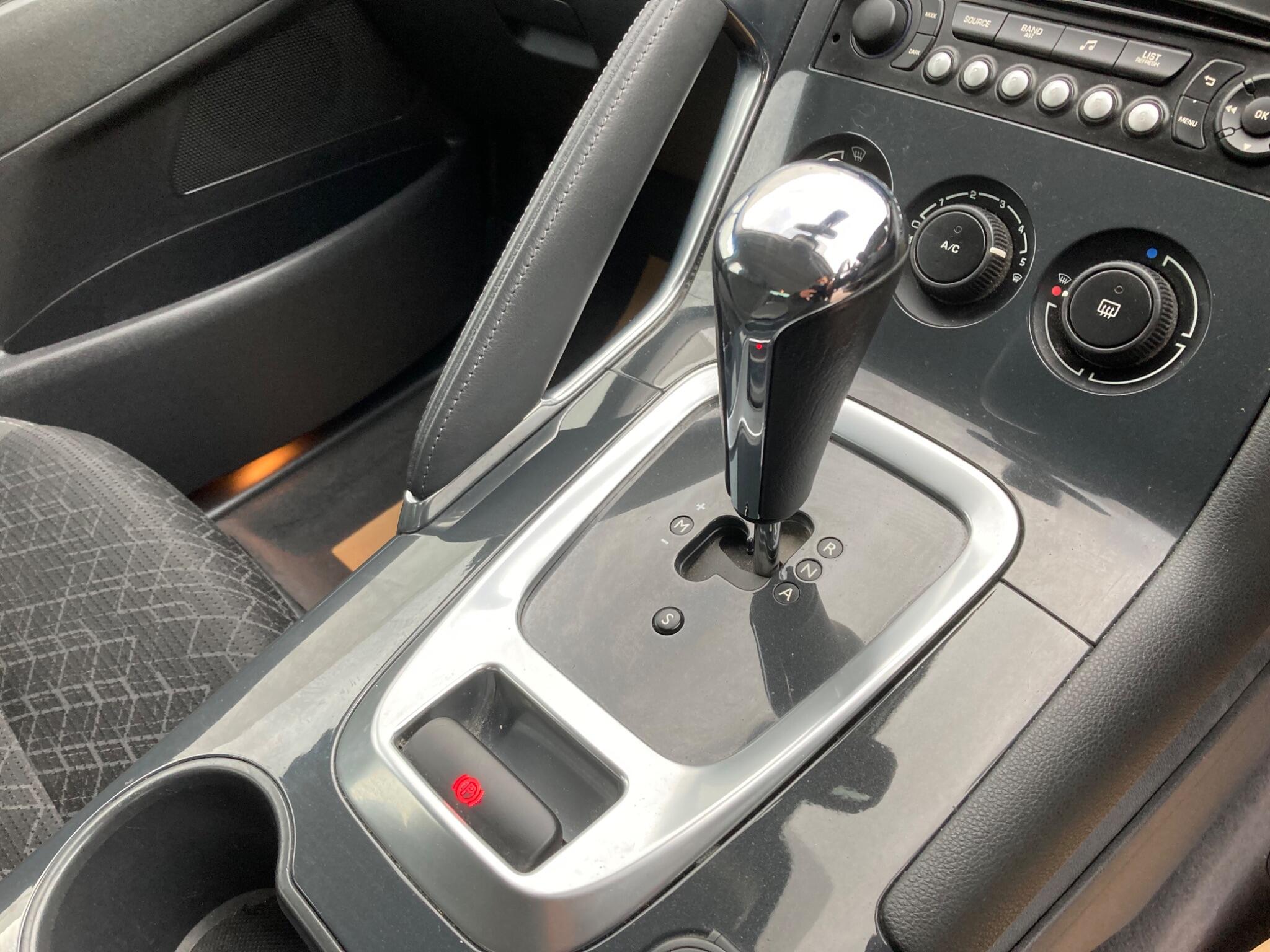 2014 Peugeot 3008 image 4