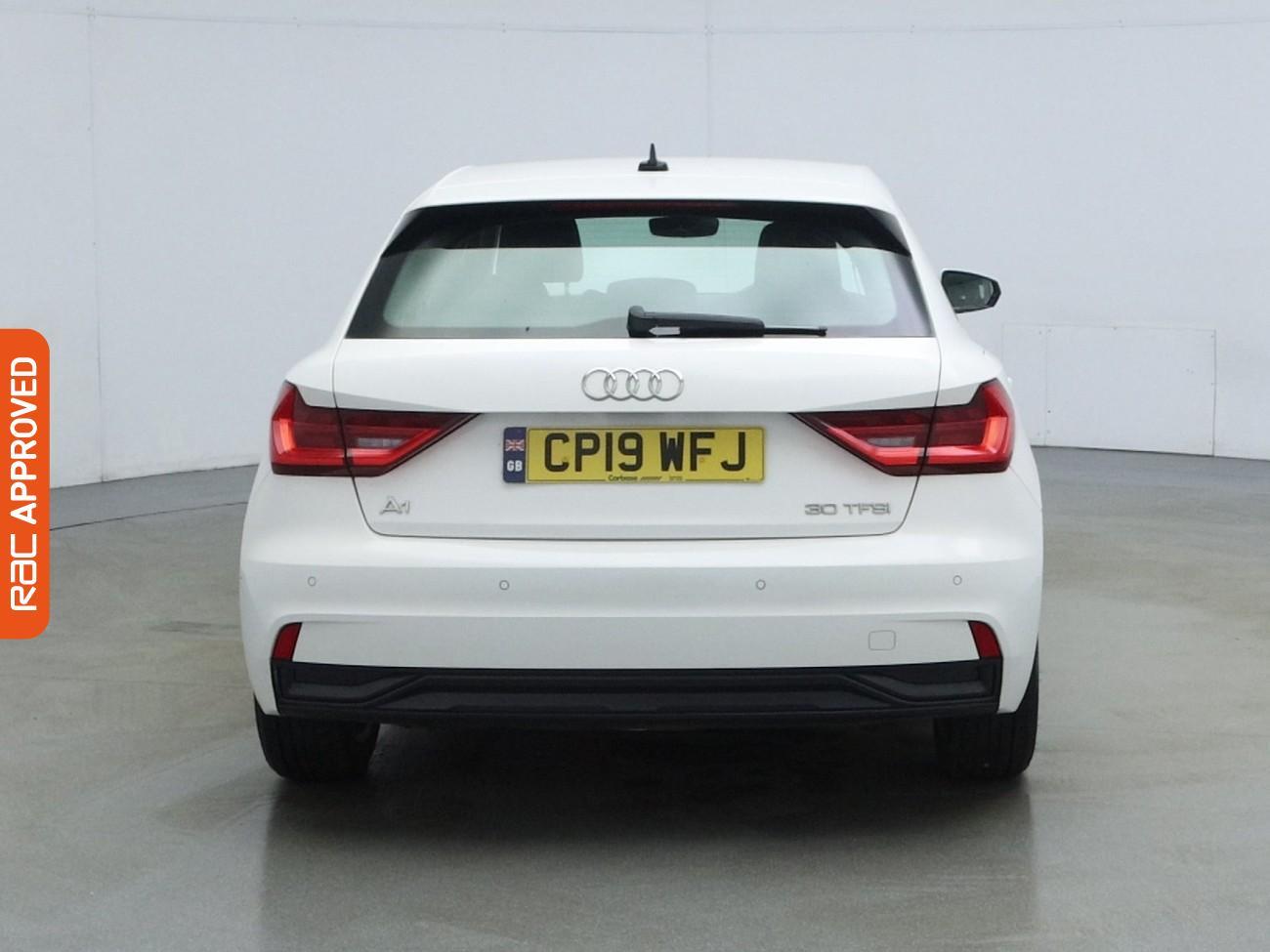 Audi A1 view 8