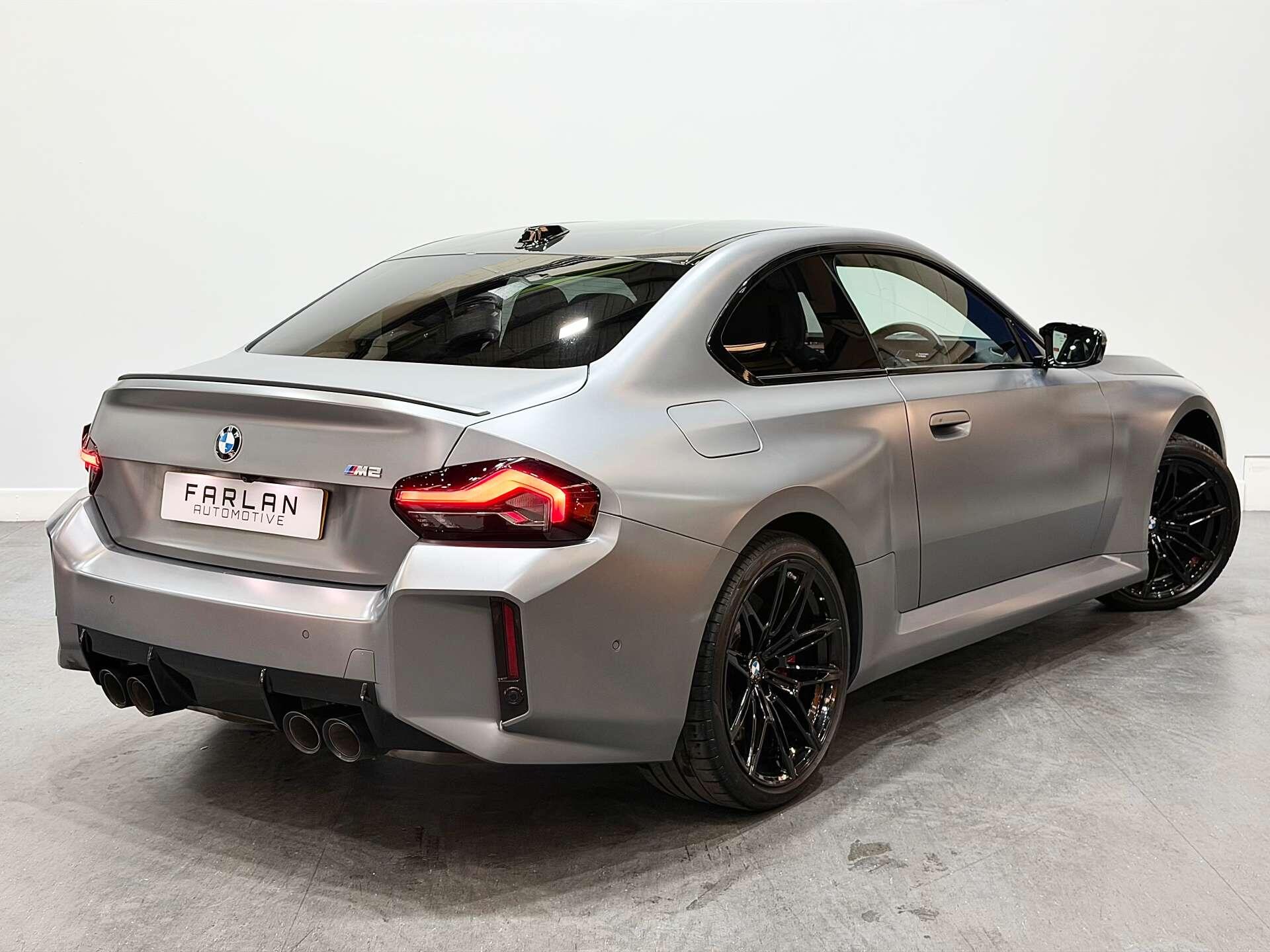 BMW M2 view 16