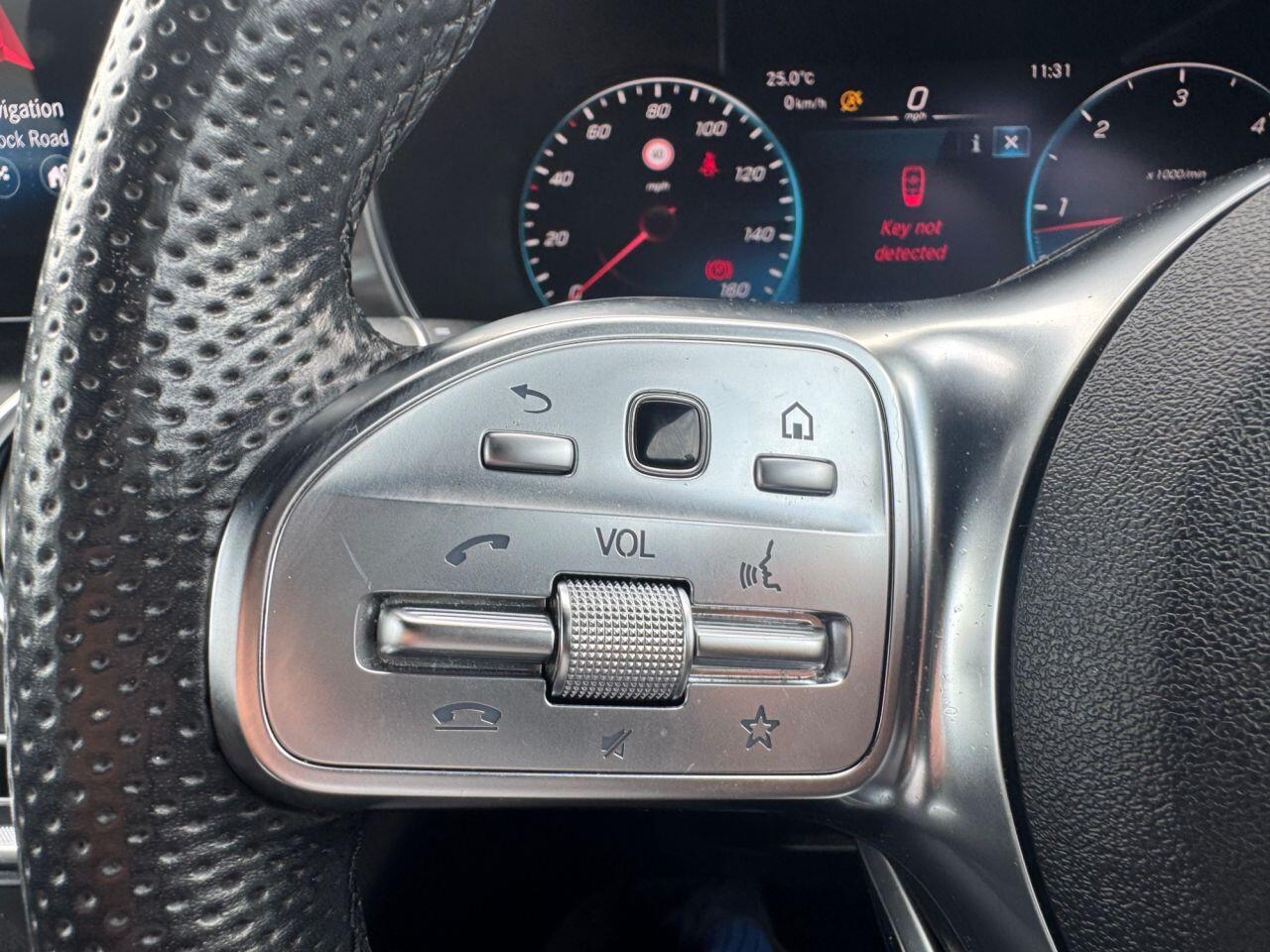 Mercedes-Benz GLC view 18